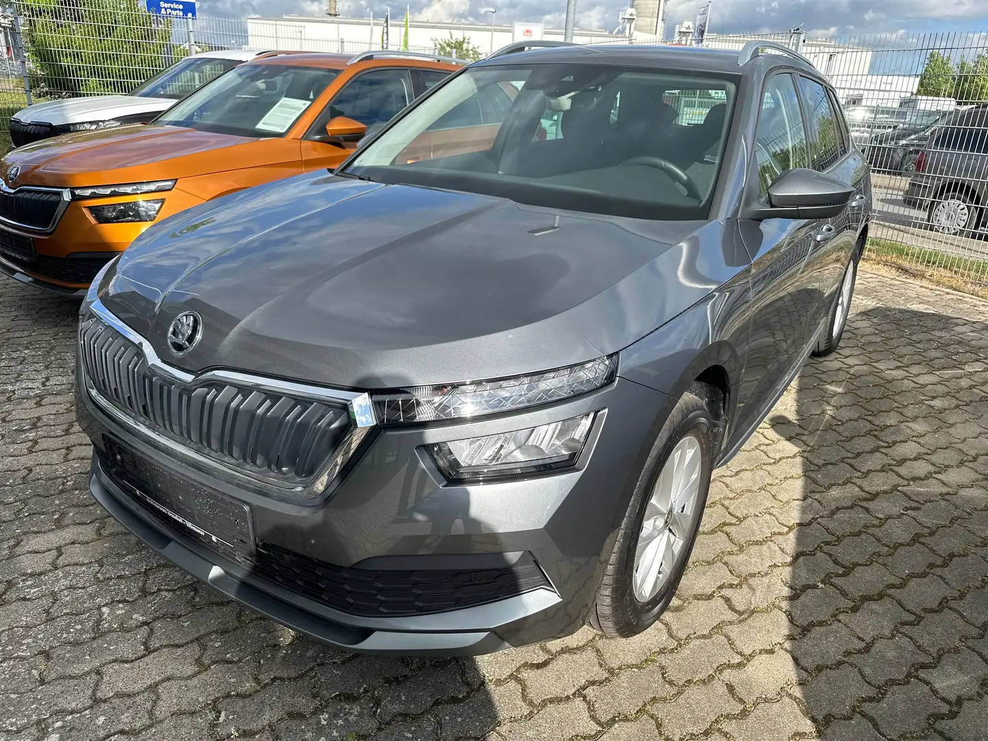 Skoda Kamiq Style Grau - 1