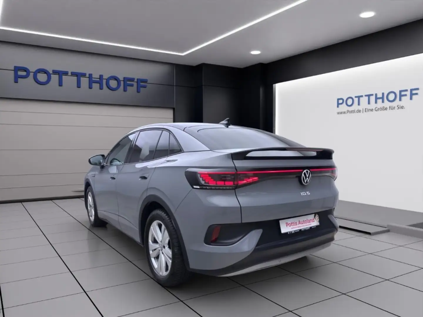 Volkswagen ID.5 PRO NAVI AHK KLIMA ACC PDC Gri - 2