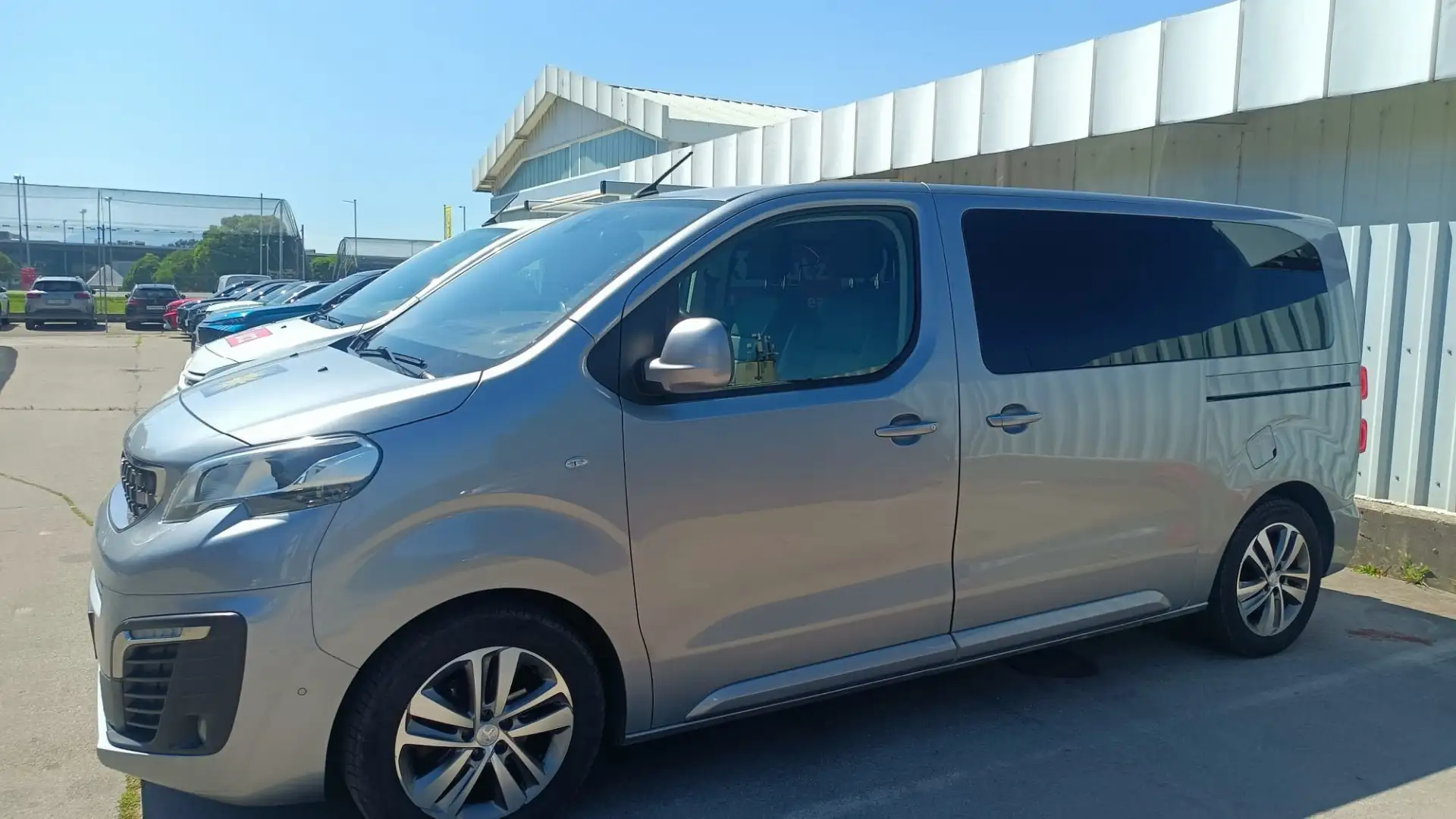 Peugeot Traveller Business VIP L2 BlueHDI 180 S&S EAT8 - 1