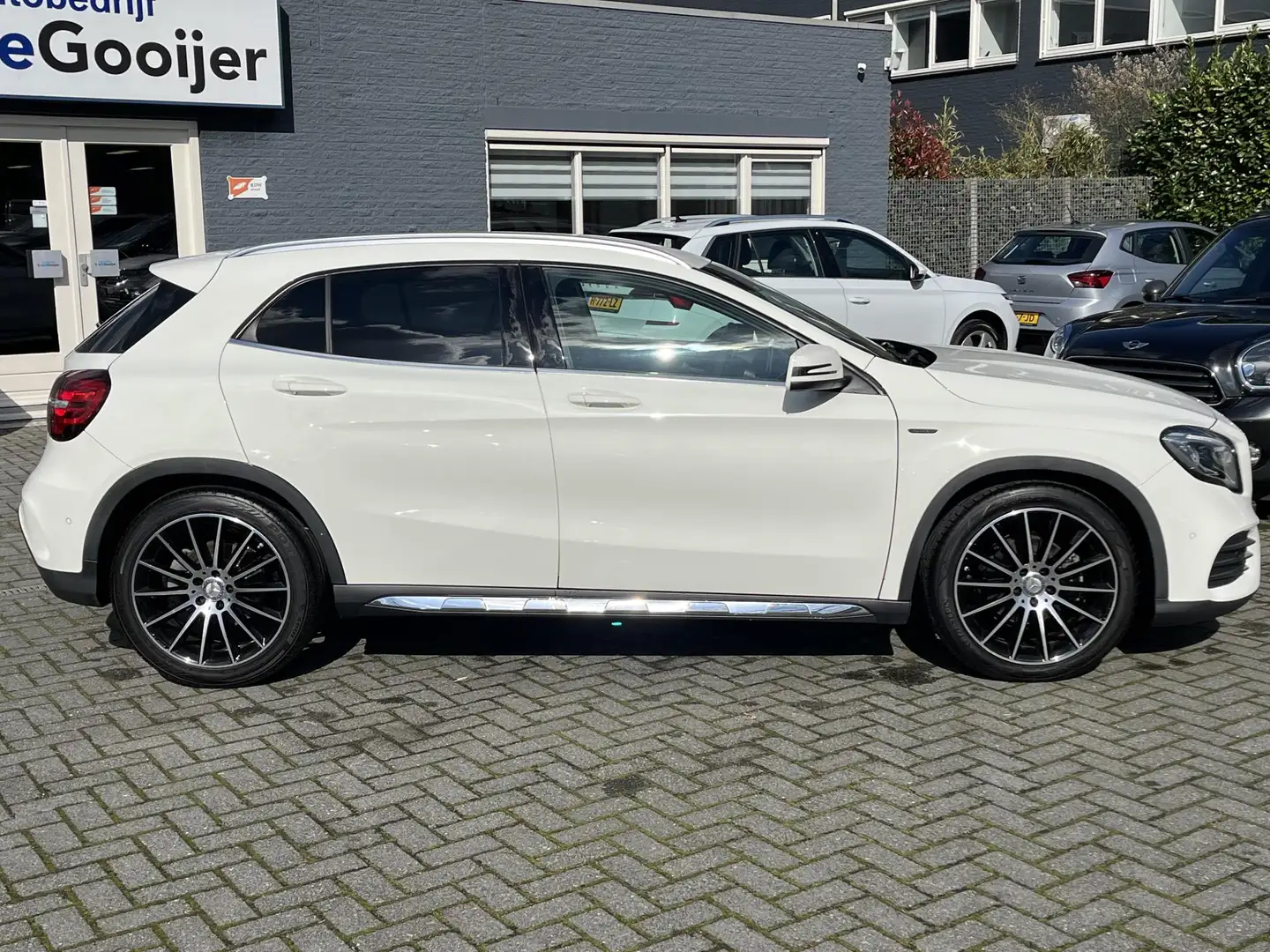 Mercedes-Benz GLA 180 Business Solution AMG | NAV | EDITION | FACELIFT | Blanco - 2