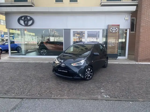 Toyota Aygo 1.0 VVT-i x-play