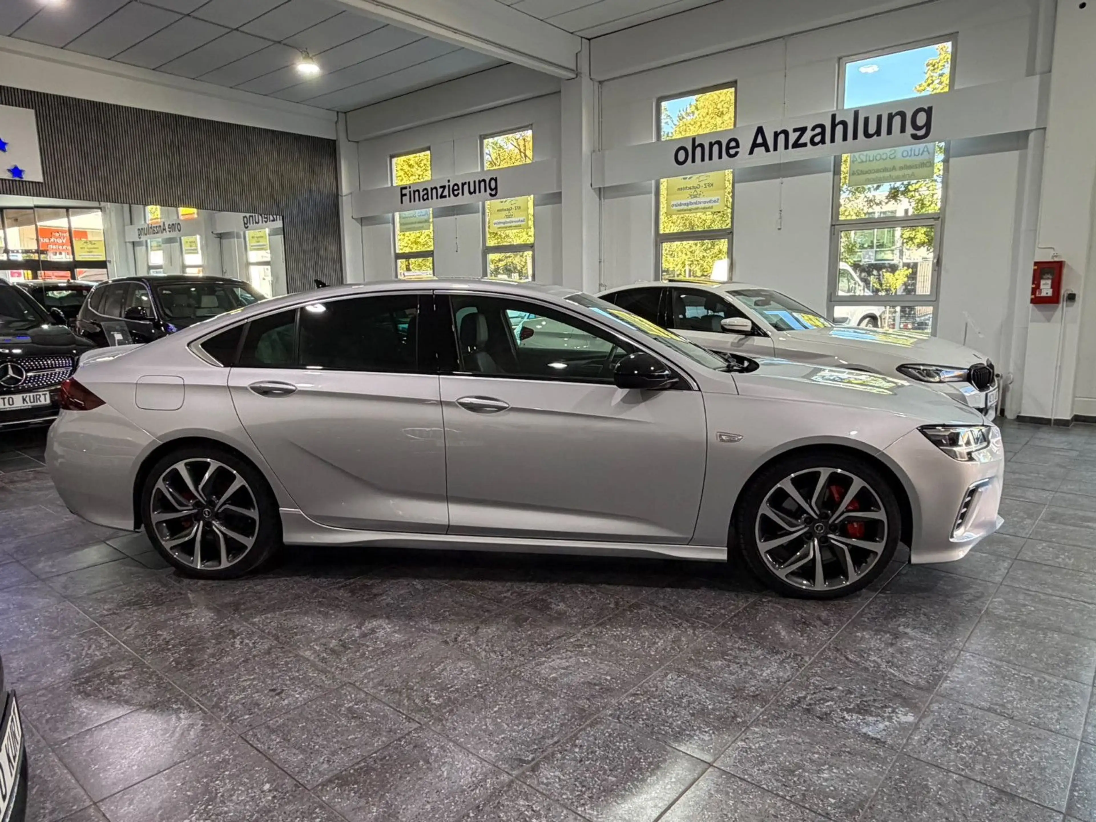 Opel Insignia Grand Sport GSi 4x4*leder*navi*RFK*Voll — photo 8