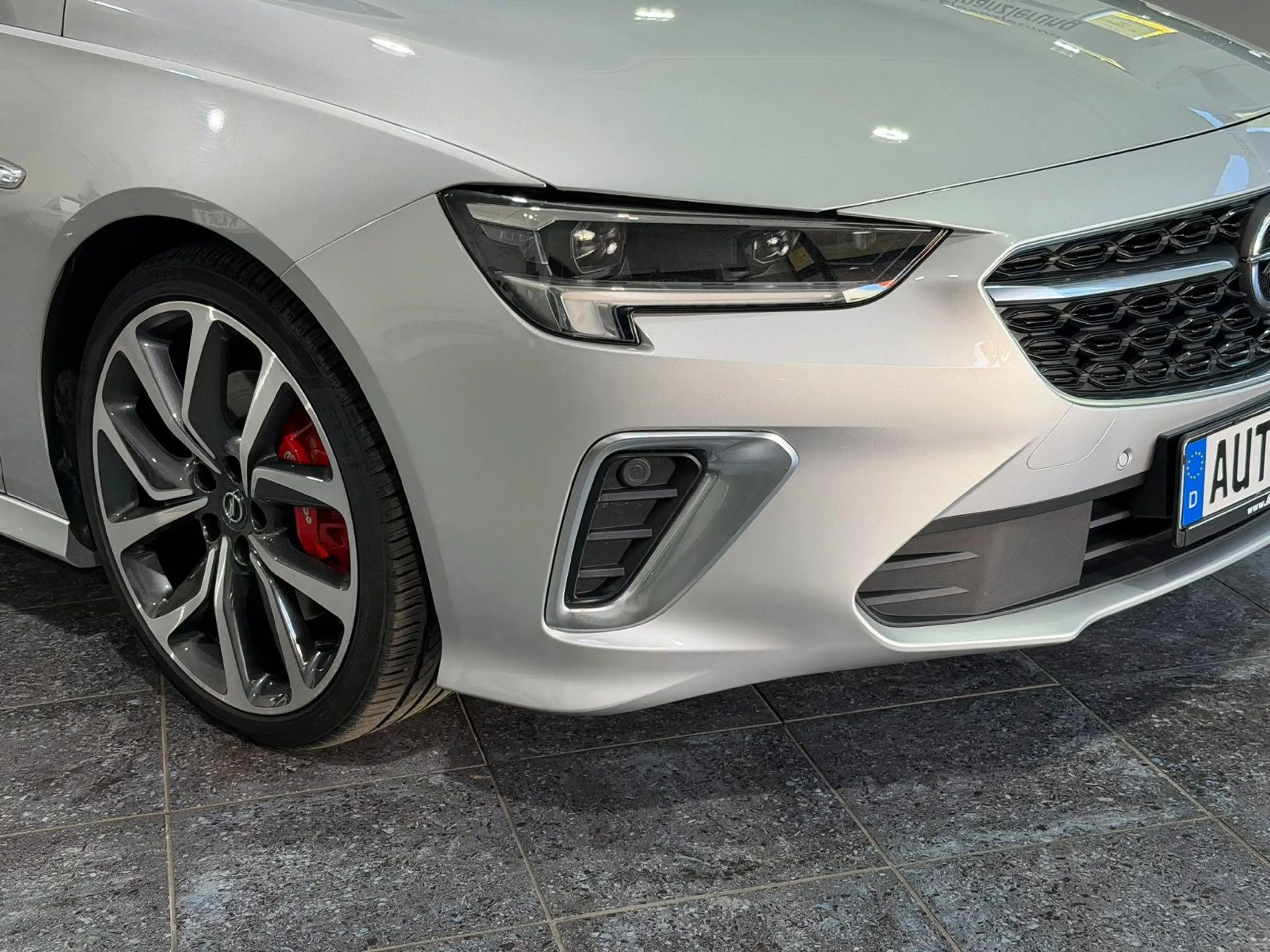 Opel Insignia Grand Sport GSi 4x4*leder*navi*RFK*Voll — photo 2