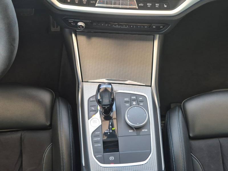 BMW 320 d xDrive M Sport Navi Carplay Kamera LED SHZ — photo 15
