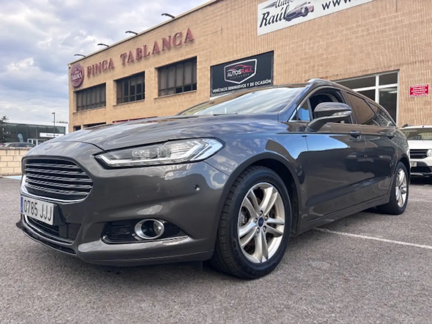 Ford Mondeo 2.0TDCI Titanium 180 Gris - 1