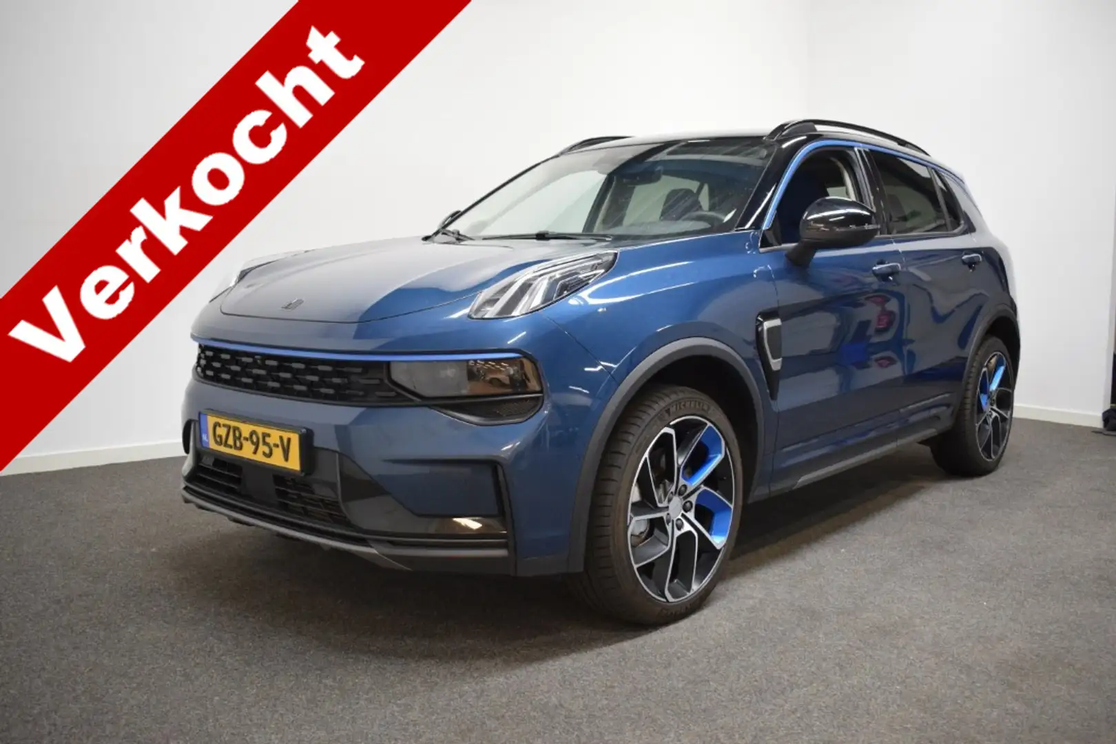 Lynk & Co 01 1.5 261pk AUT7 PHEV 72km Elec. Pano/ Adapt./ 360 C Bleu - 1