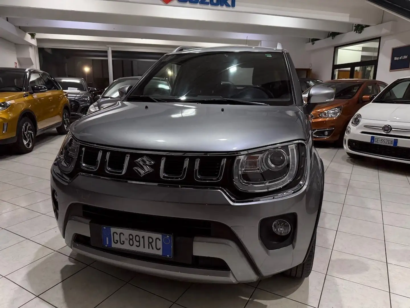Suzuki Ignis Ignis III 2020 1.2h Top PREZZO VERO Grijs - 2