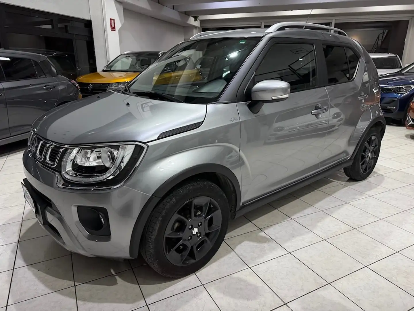 Suzuki Ignis Ignis III 2020 1.2h Top PREZZO VERO Grijs - 1