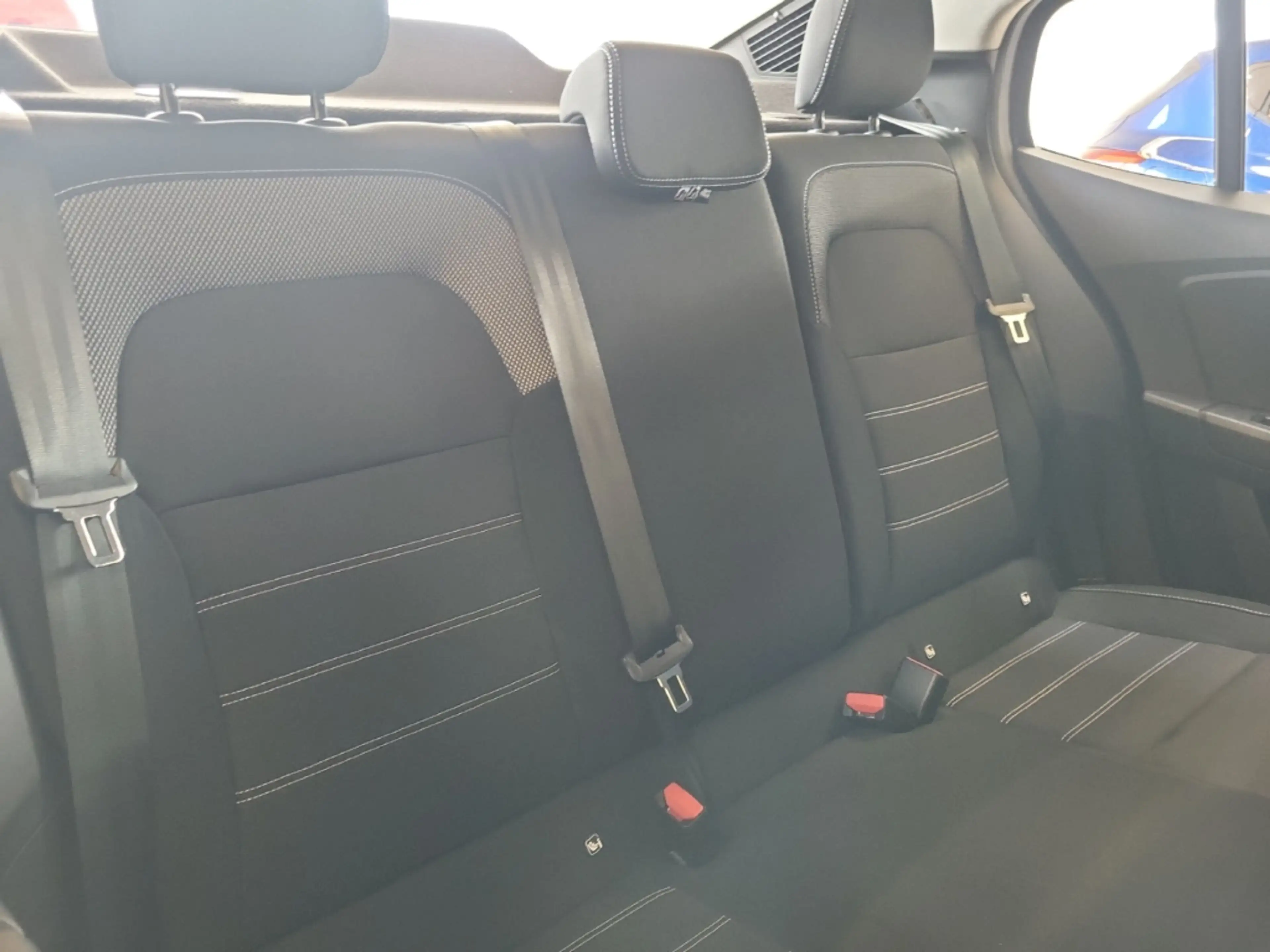 Dacia Logan Black Edition TCe90 CVT LED Apple CarPlay Android — photo 15