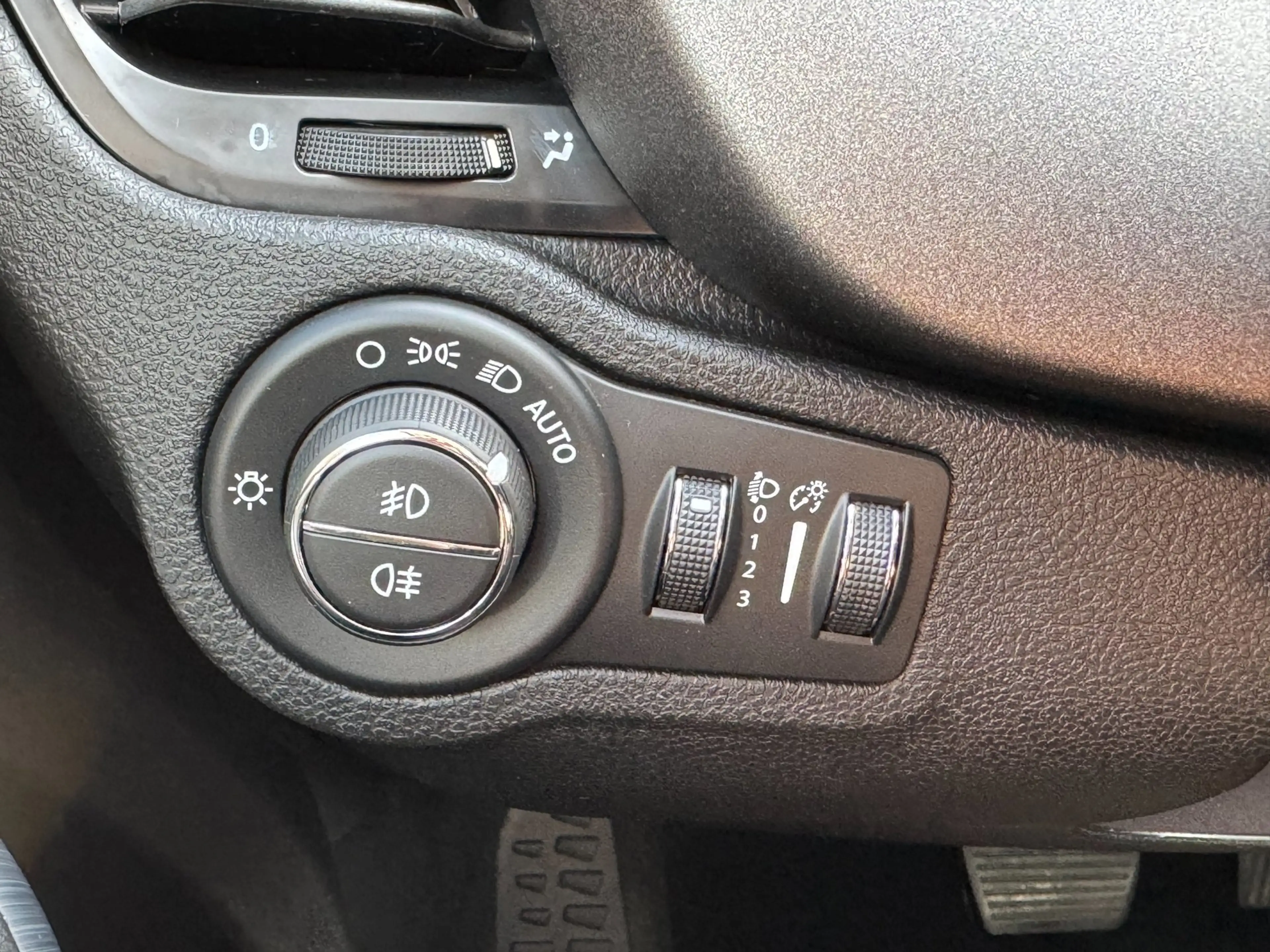 Fiat 500X Cross 1.4 Turbo MultiAir CrossPlus navi|schuifdak| — photo 17