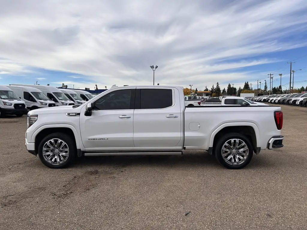 2025 GMC Sierra 1500 Denali — photo 4