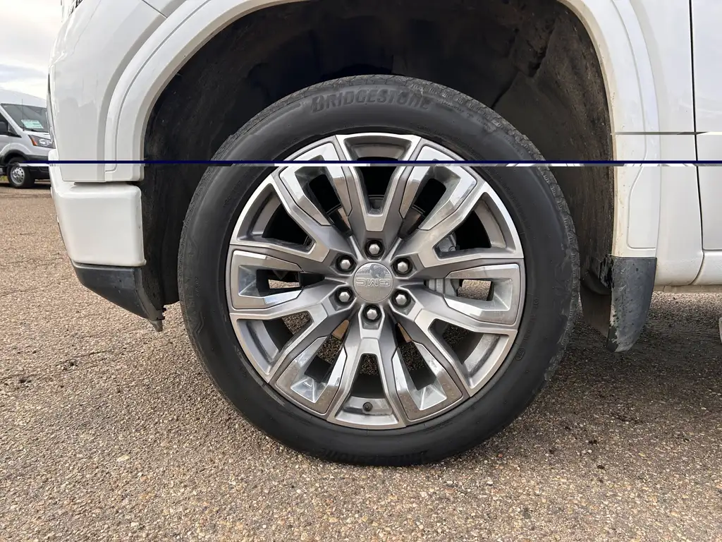 2025 GMC Sierra 1500 Denali — photo 3