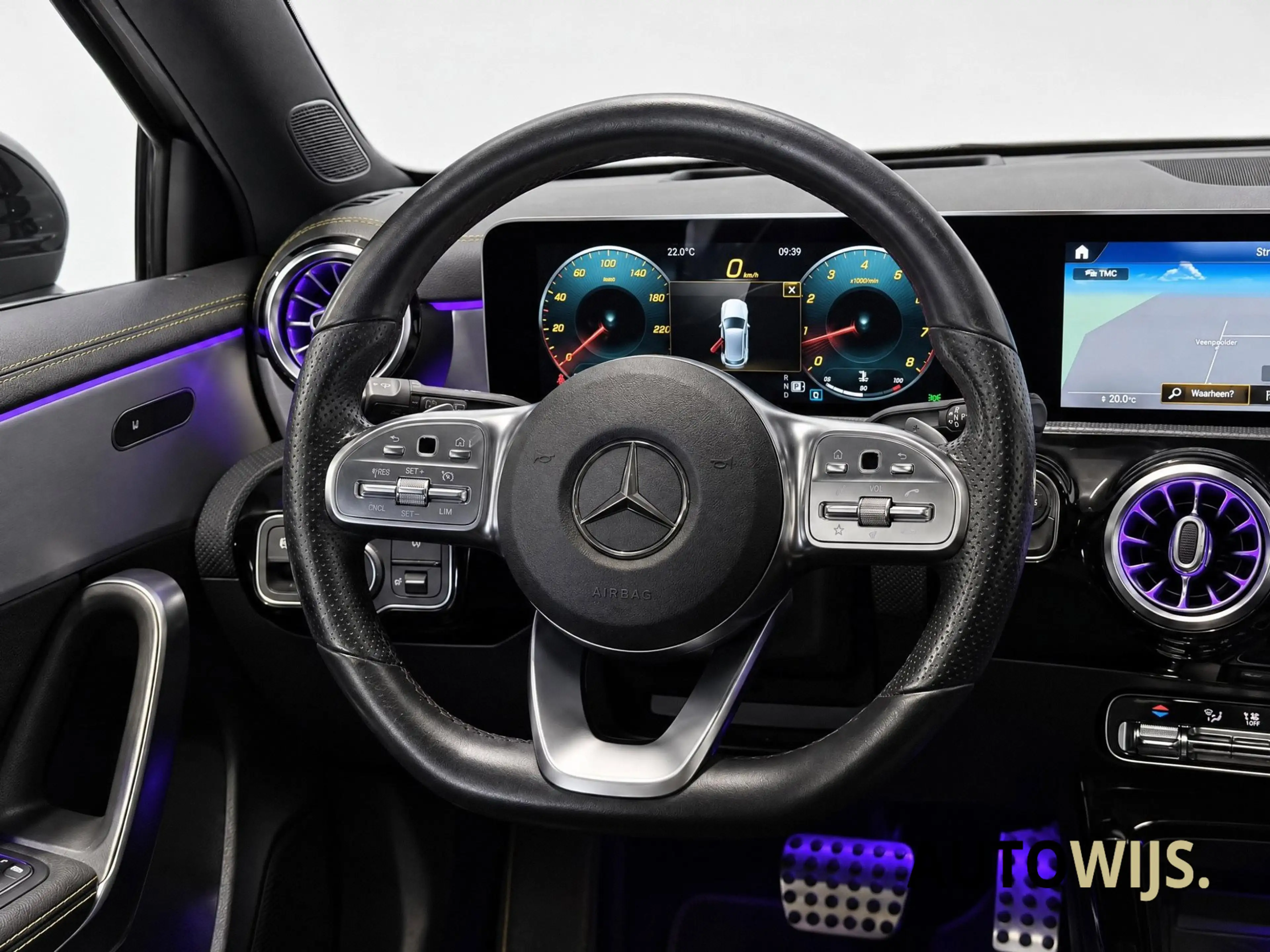 Mercedes-Benz A 250 Premium Plus|EDITION ONE|PANO|224PK|SFEERVERLICHTI — photo 9