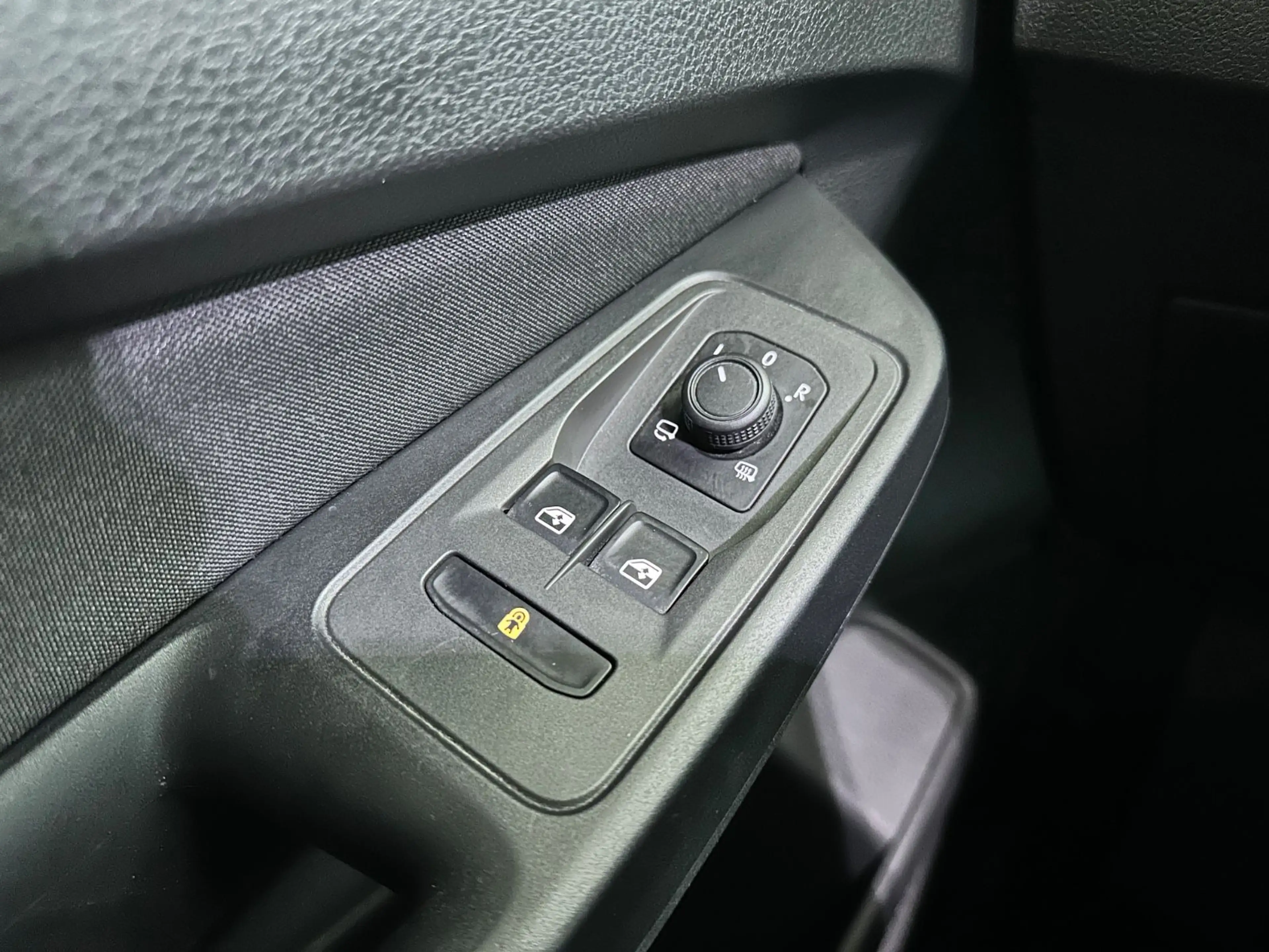 Ford Grand Tourneo Connect Active 2.0 7-SITZER — photo 15
