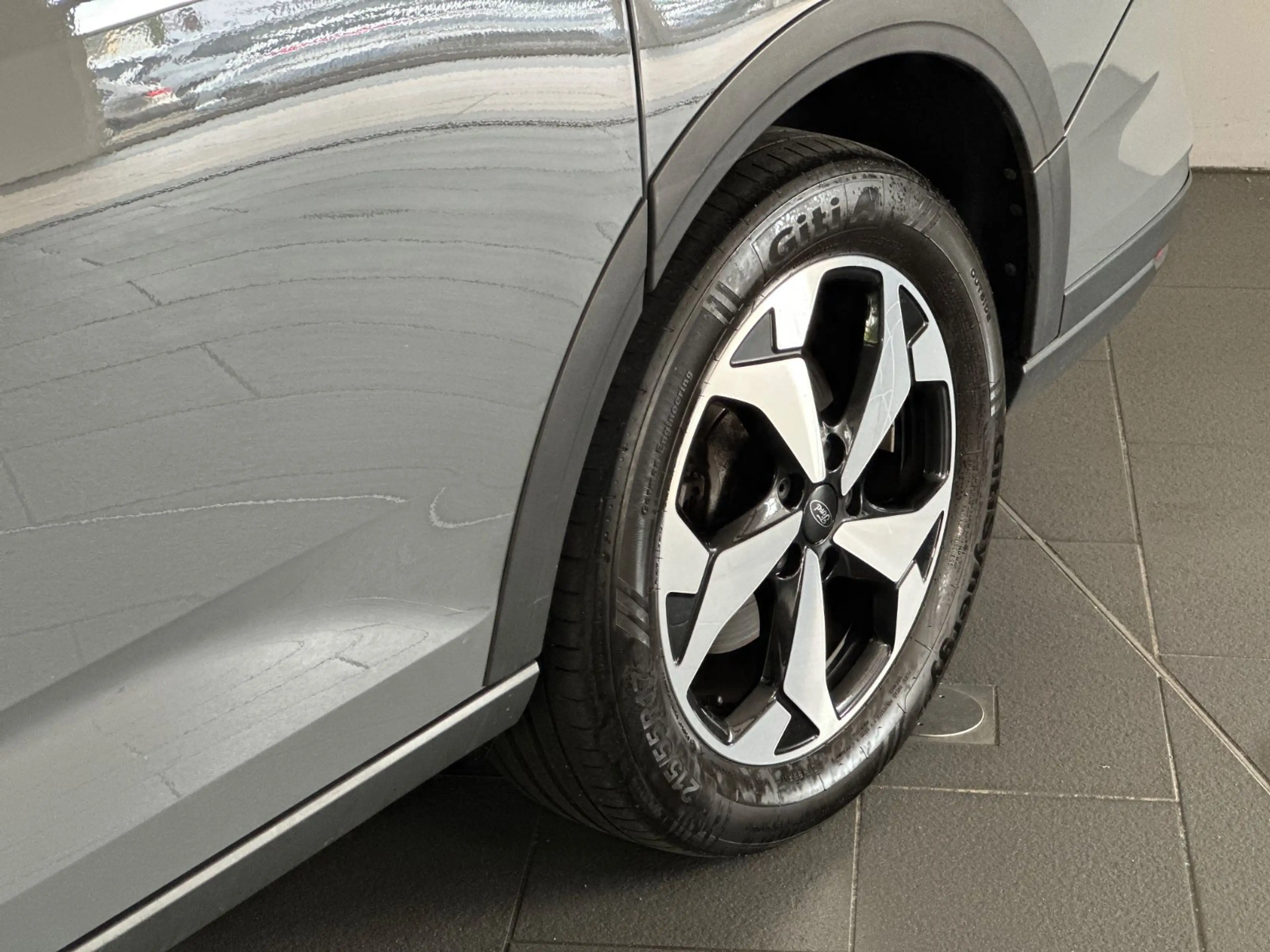 Ford Grand Tourneo Connect Active 2.0 7-SITZER — photo 10