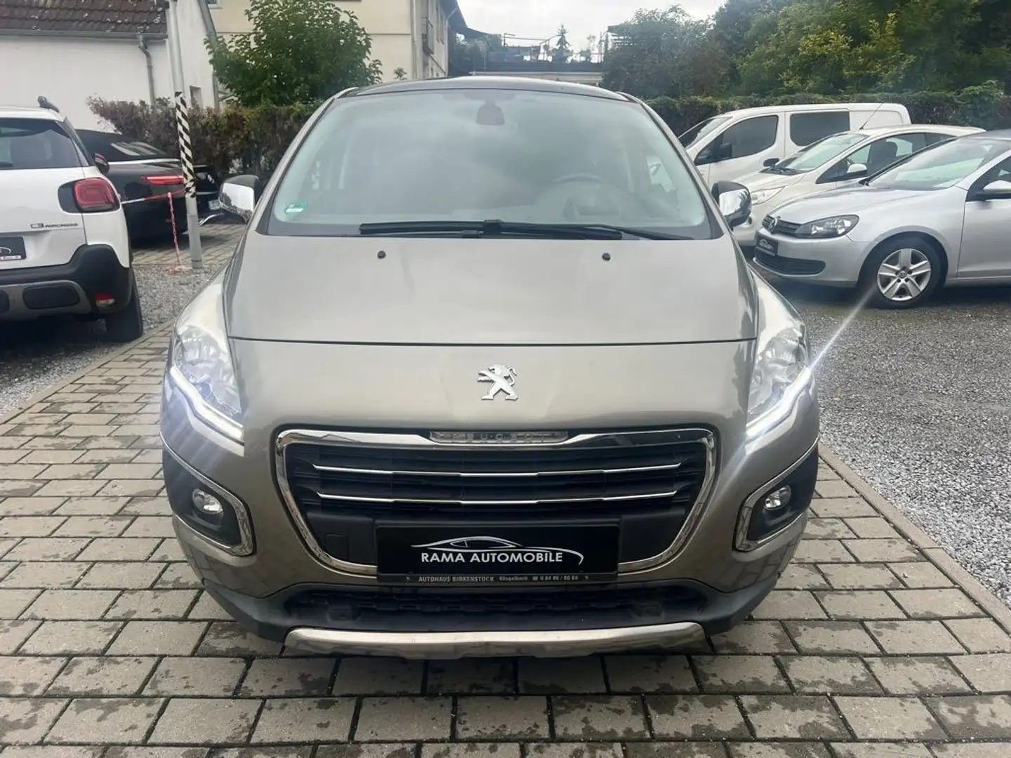 Peugeot 3008 Allure 2.0 SHZ/T.LEDER/PANO/UHD/PDC/1HAND. Gris - 2