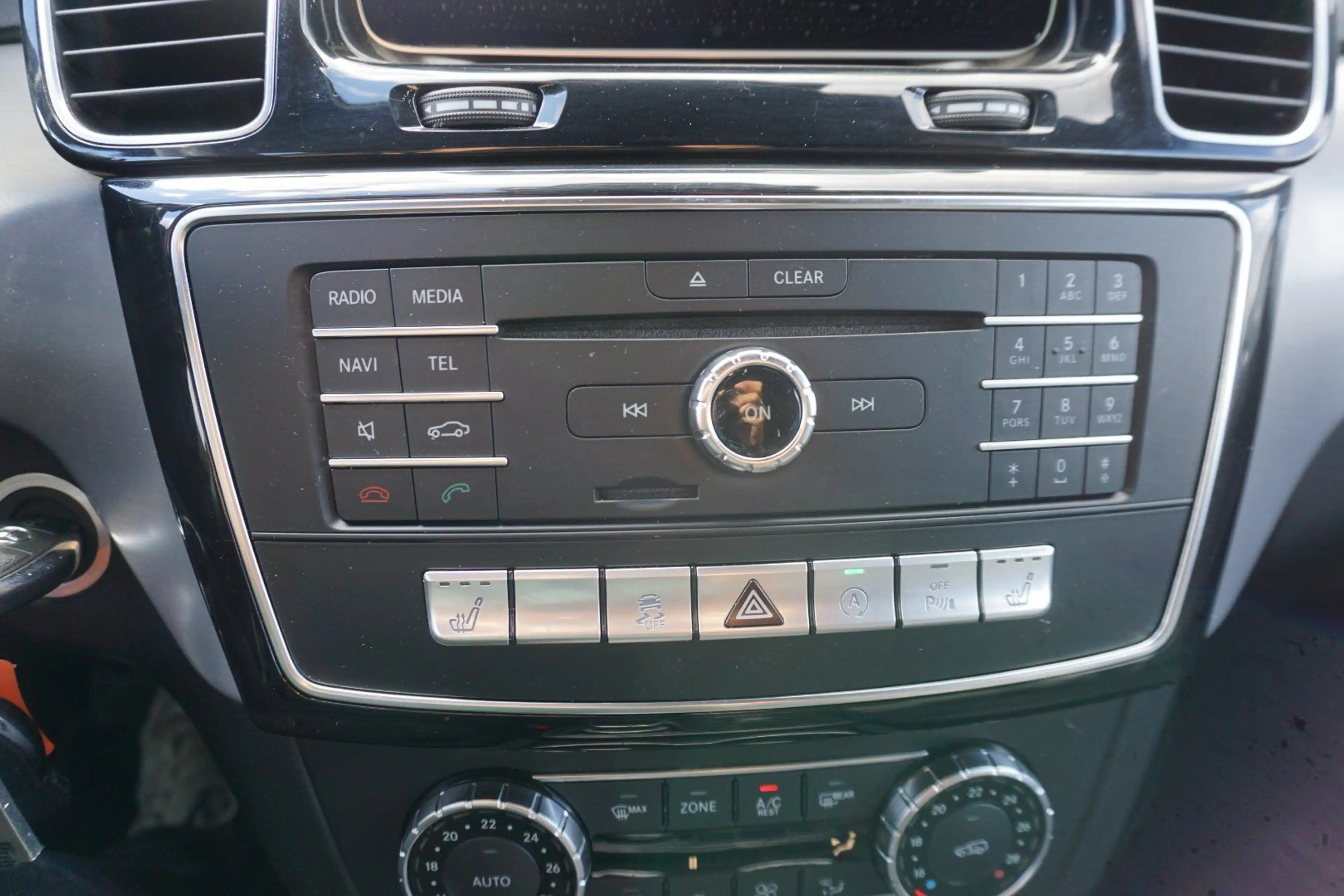 Mercedes-Benz GLE 250 GLE-Klasse 250 d 4Matic — photo 11