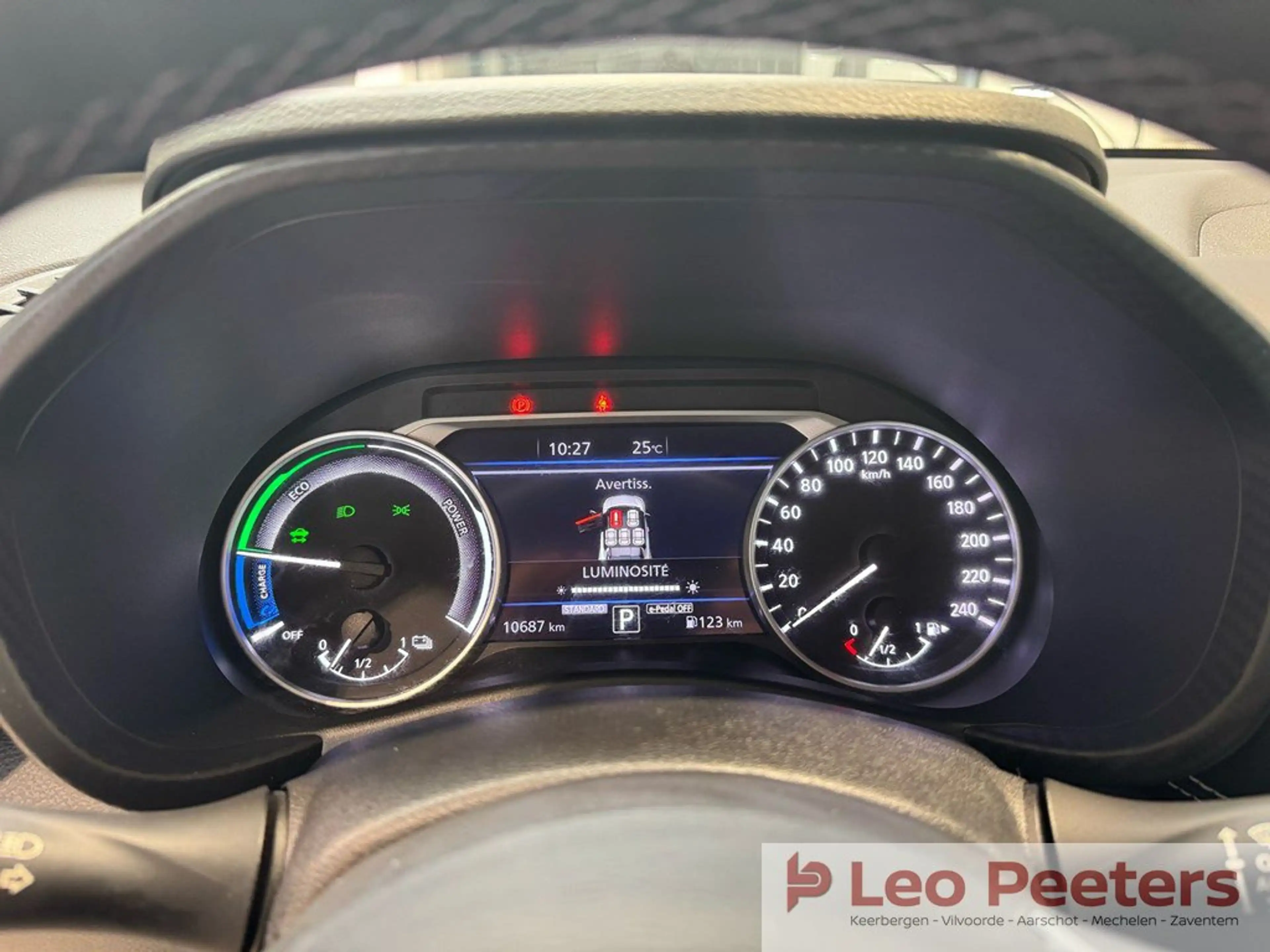 Nissan Juke TEKNA FULL OPTIE — photo 10