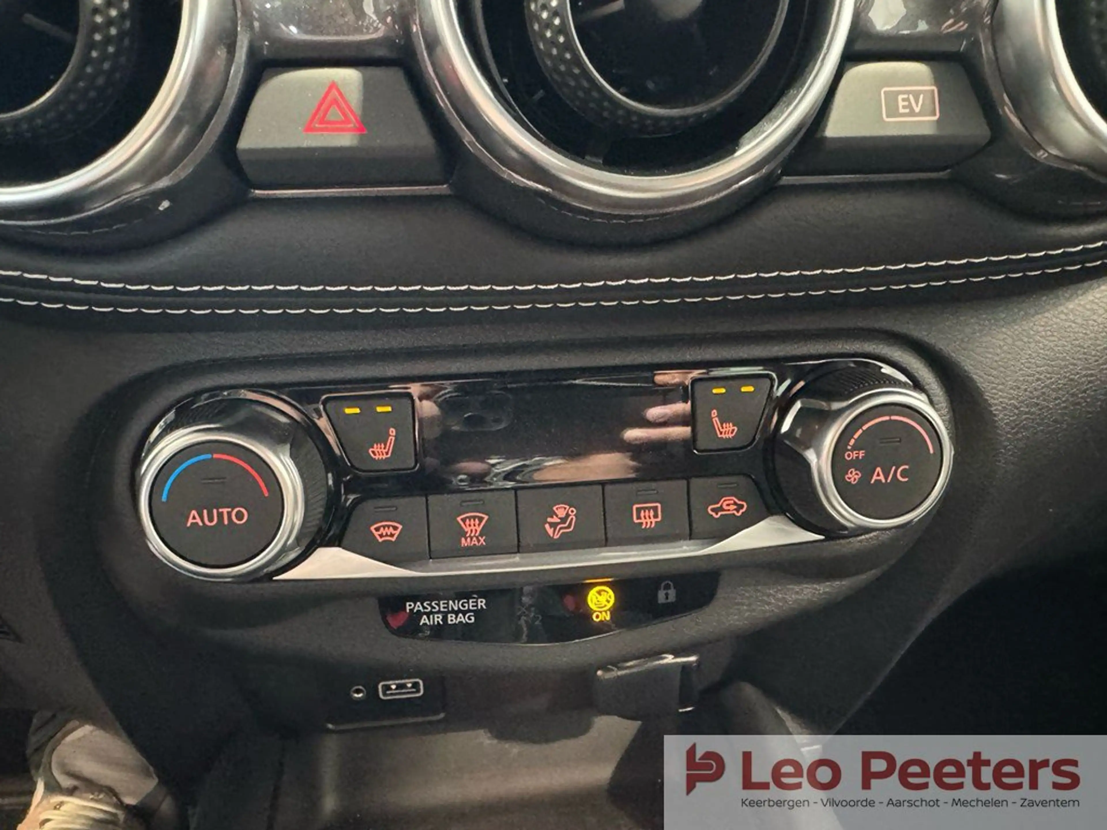Nissan Juke TEKNA FULL OPTIE — photo 13