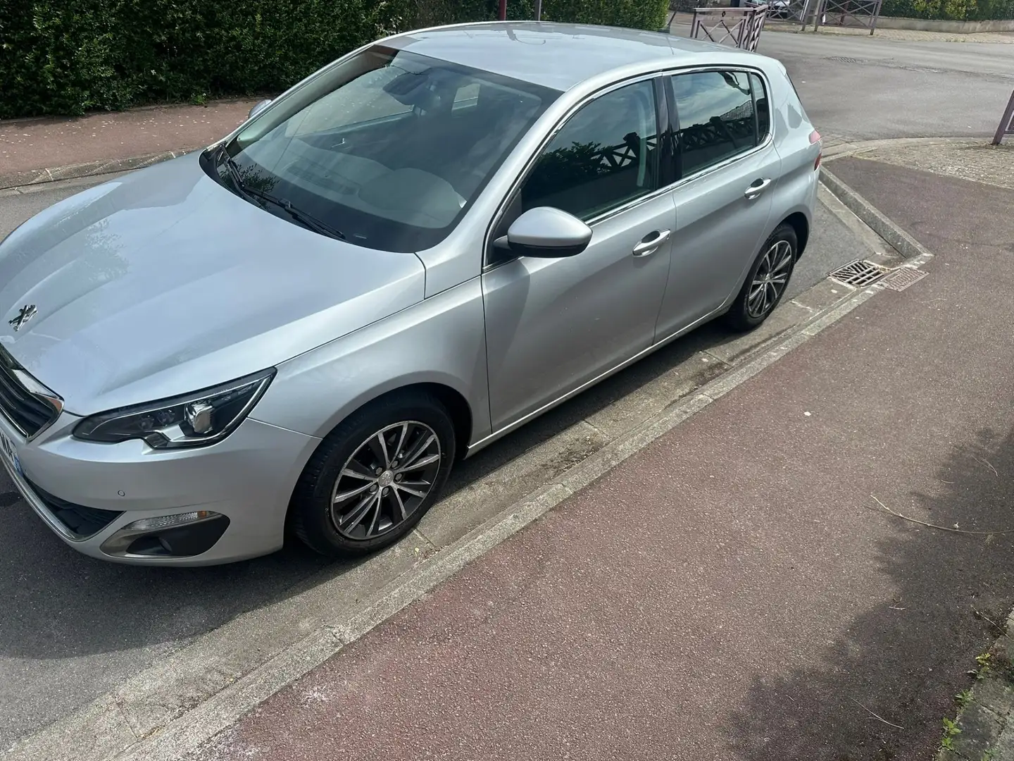 Peugeot 308 1.6 BlueHDi Feline STT - 1