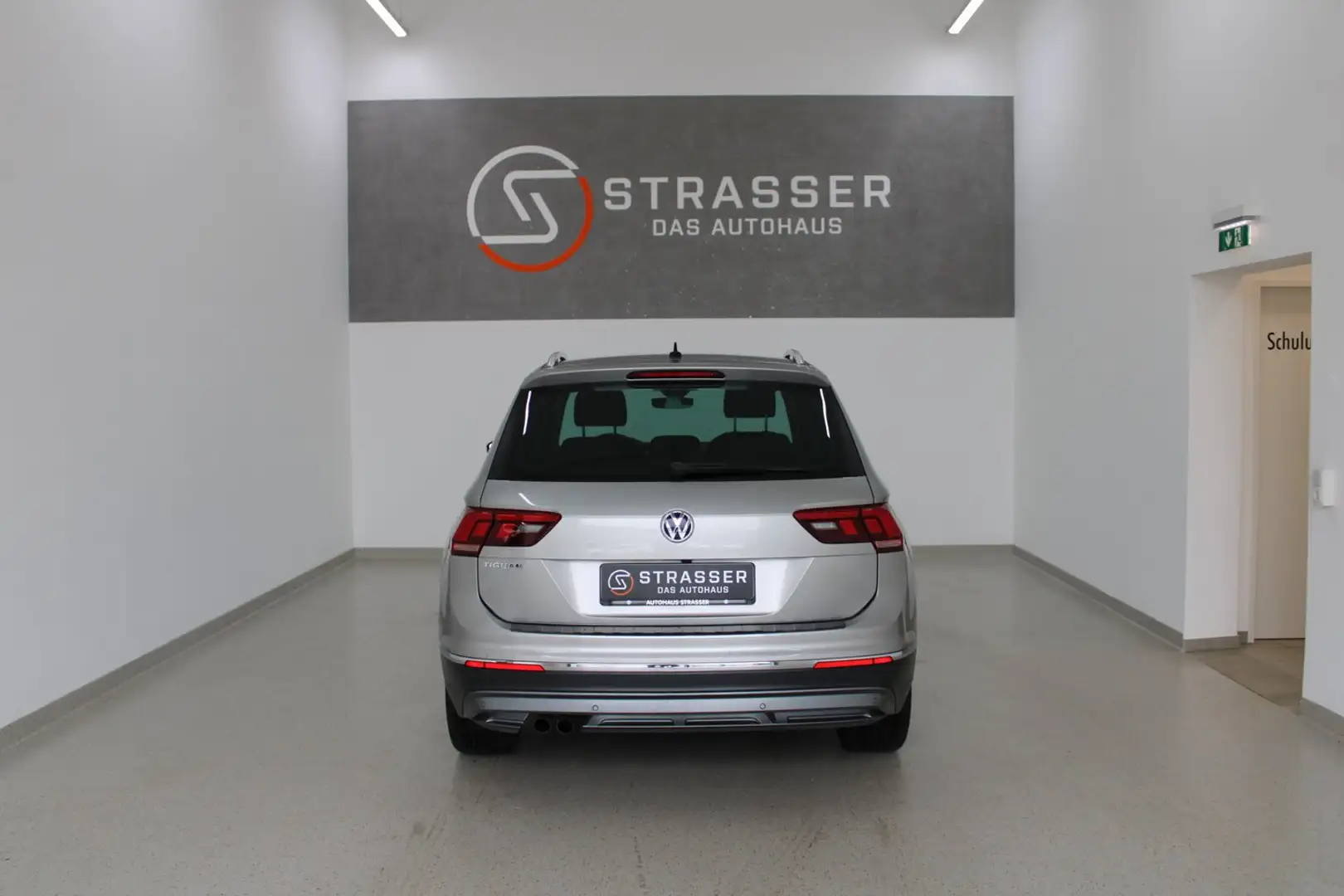 Volkswagen Tiguan Comfortline TSI Silber - 2