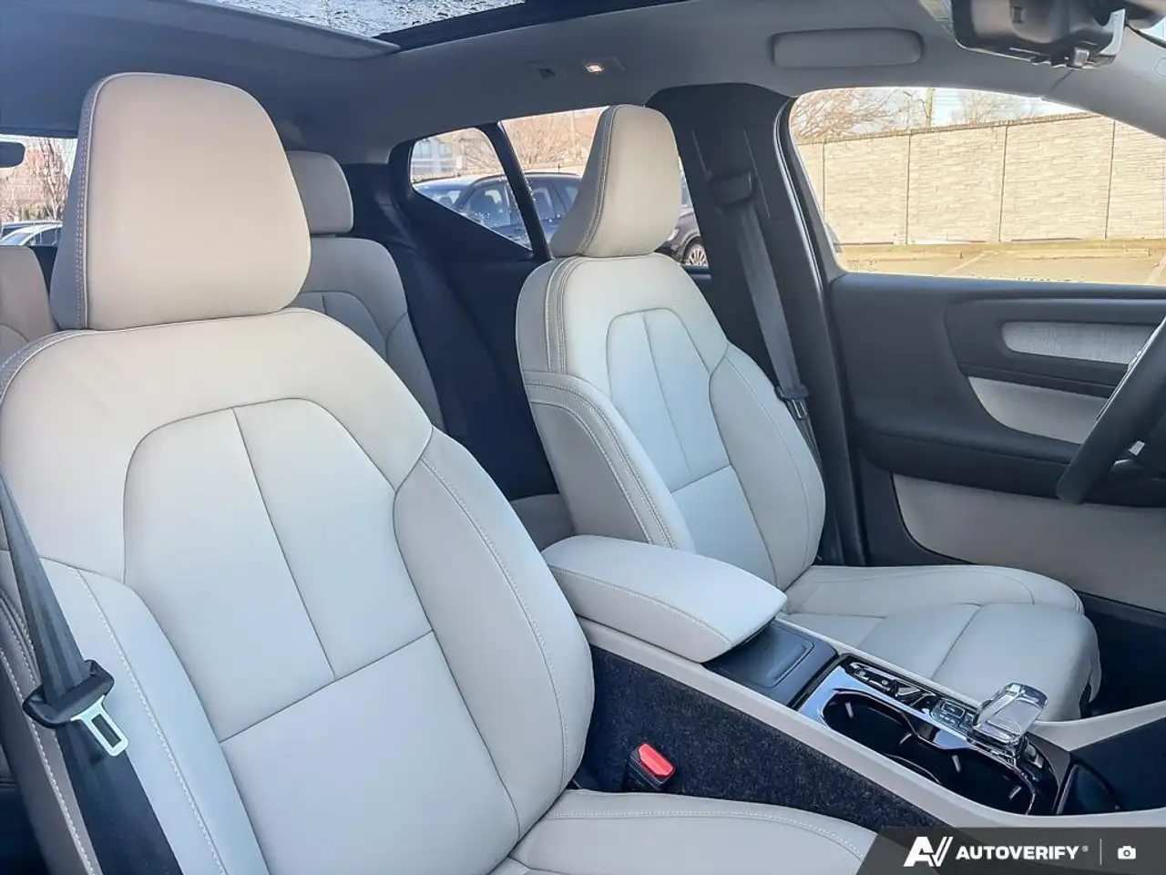 Volvo XC40 снимка Volvo XC40