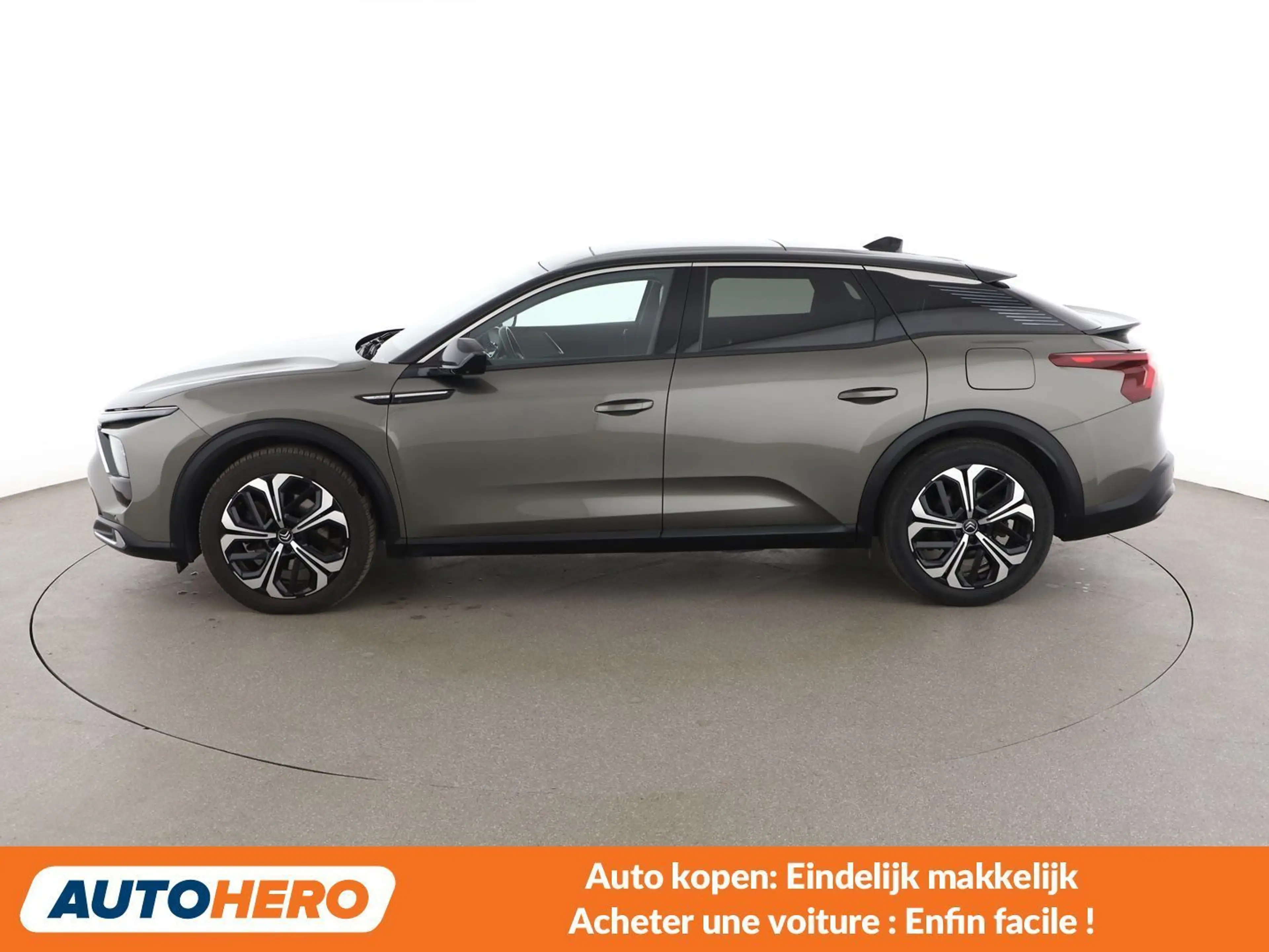 Citroen C5 X 1.6 Plug-in Hybrid Shine Pack — photo 3
