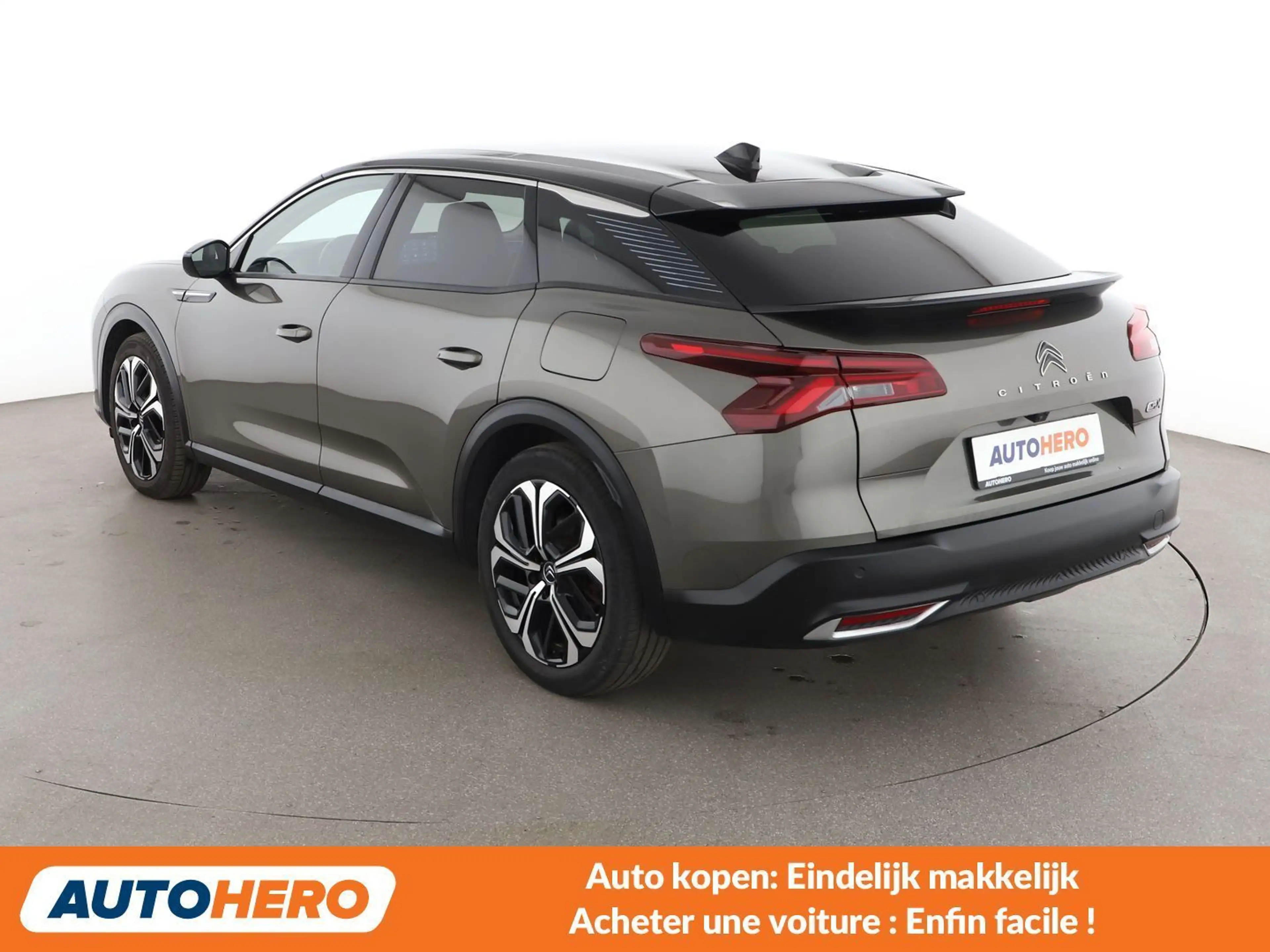 Citroen C5 X 1.6 Plug-in Hybrid Shine Pack — photo 4
