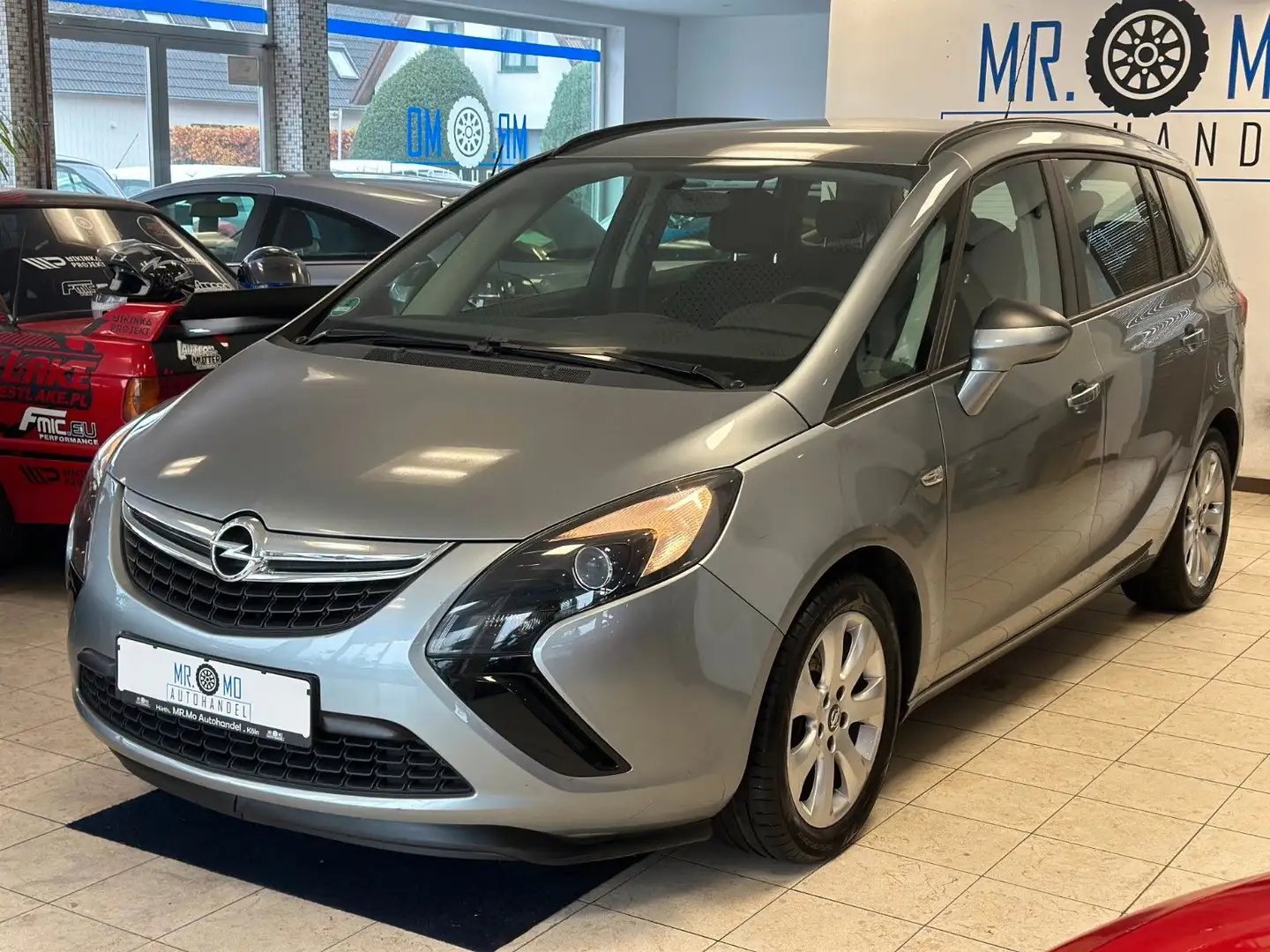 Opel Zafira C Tourer Selection°1.4°Export Silber - 2