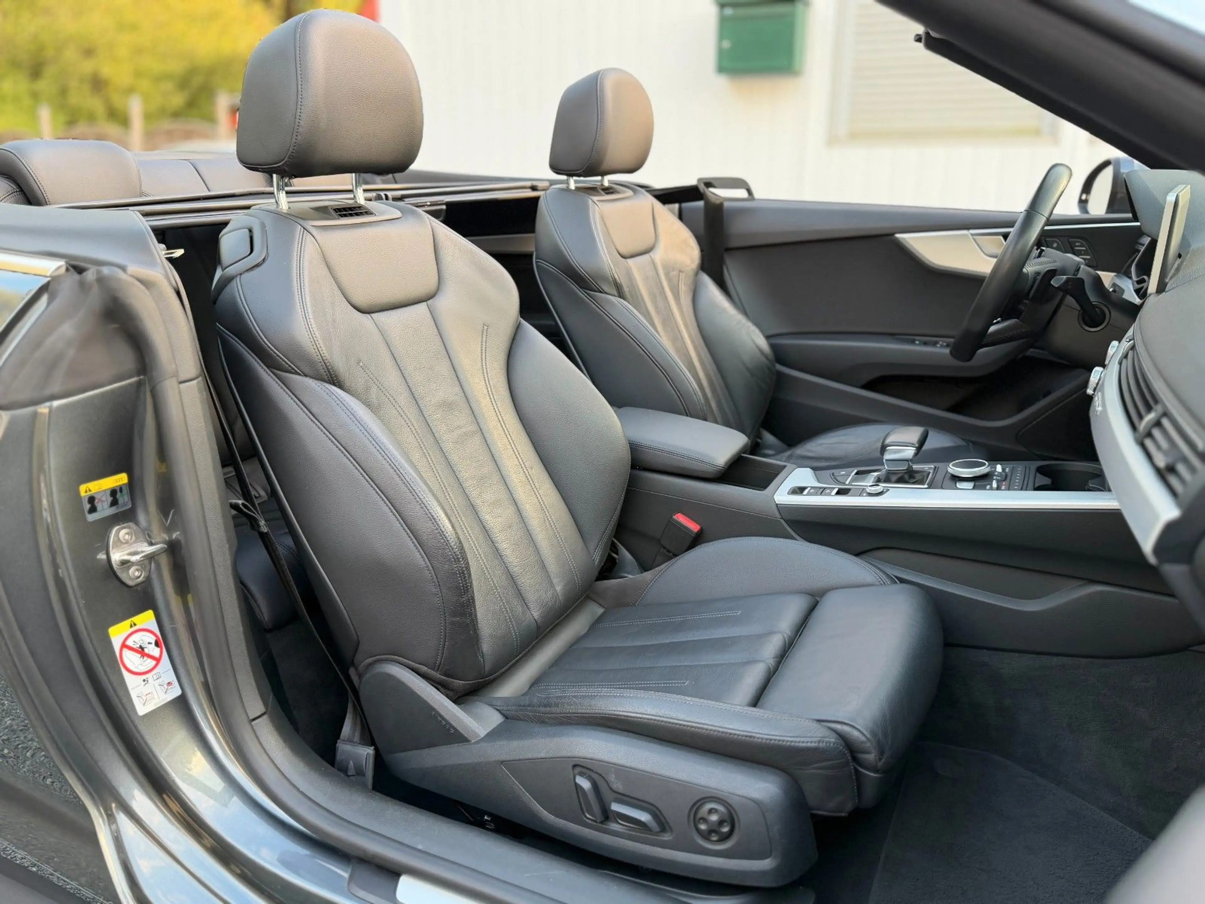 Audi A5 Cabriolet 2.0 TFSI S Line quattro 360°*LED — photo 12
