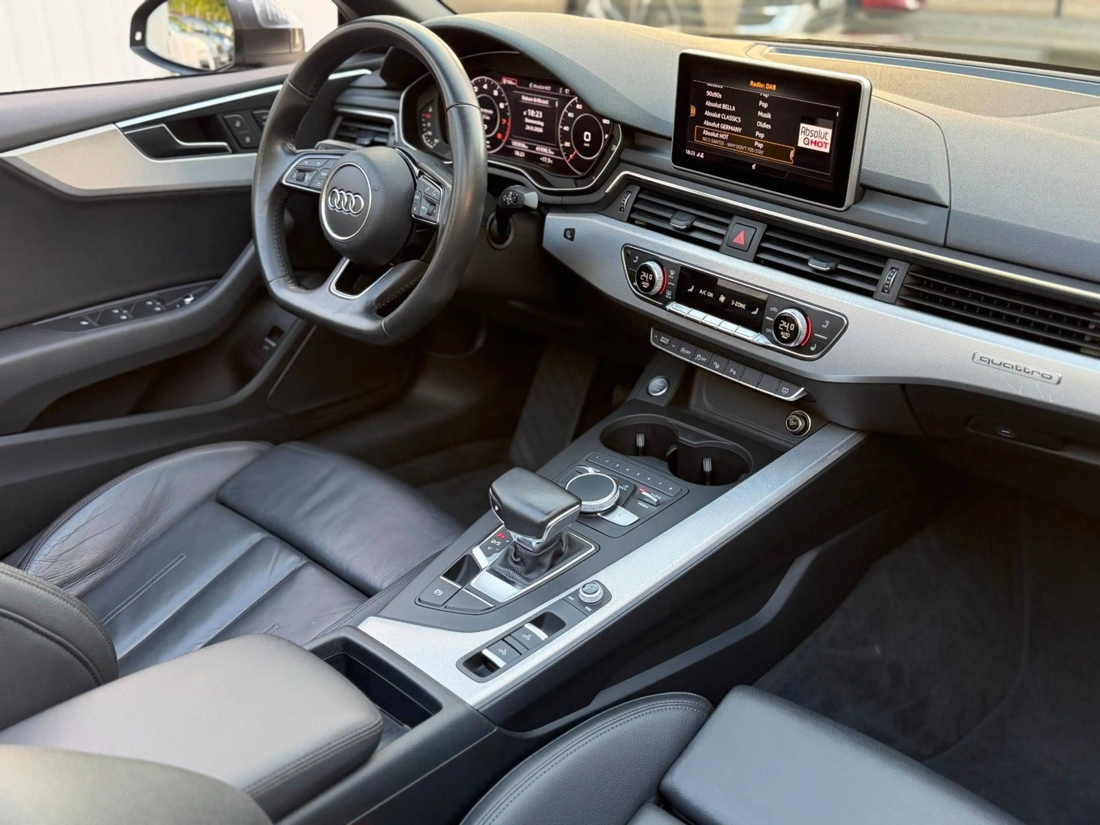 Audi A5 Cabriolet 2.0 TFSI S Line quattro 360°*LED — photo 9