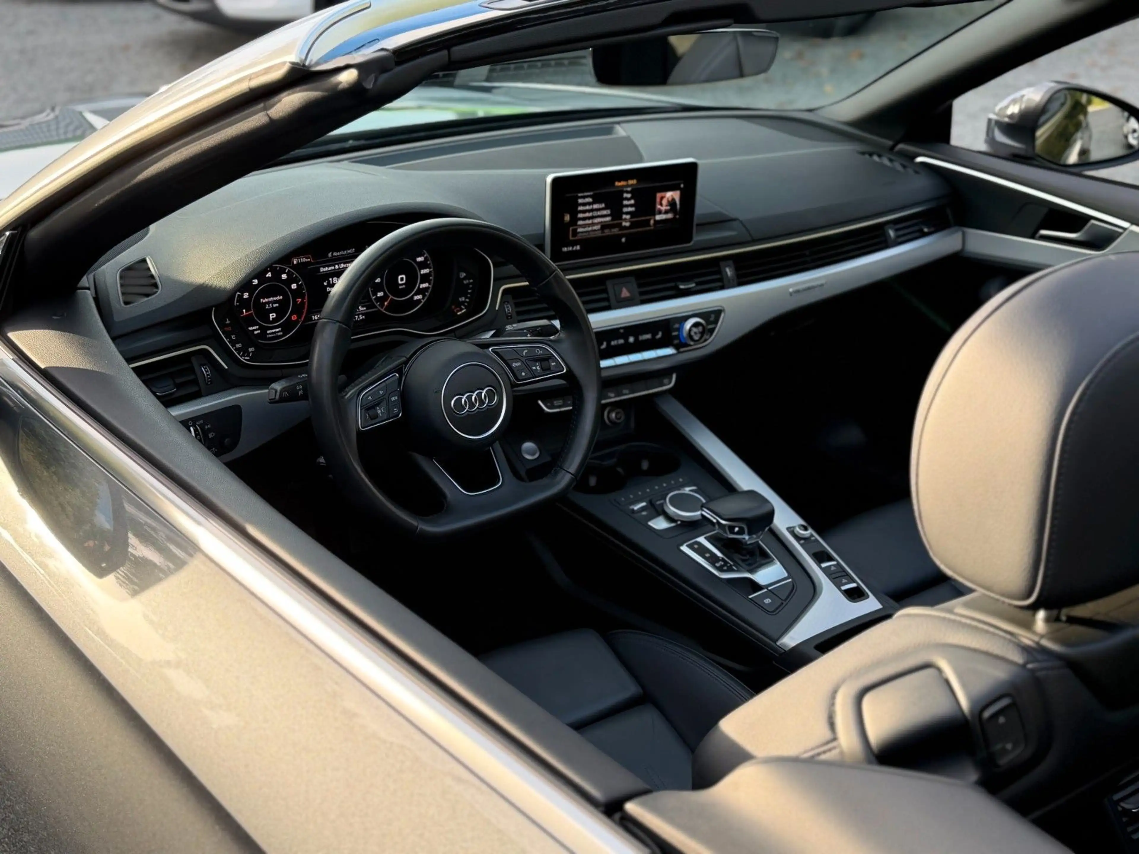 Audi A5 Cabriolet 2.0 TFSI S Line quattro 360°*LED — photo 8