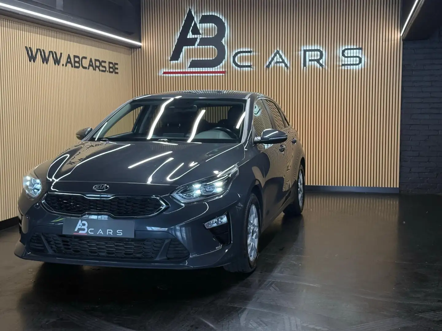 Kia Ceed / cee'd 1.0 T-GDi SPORT GARANTIE 12 MOIS * 1ER PROP Gris - 2