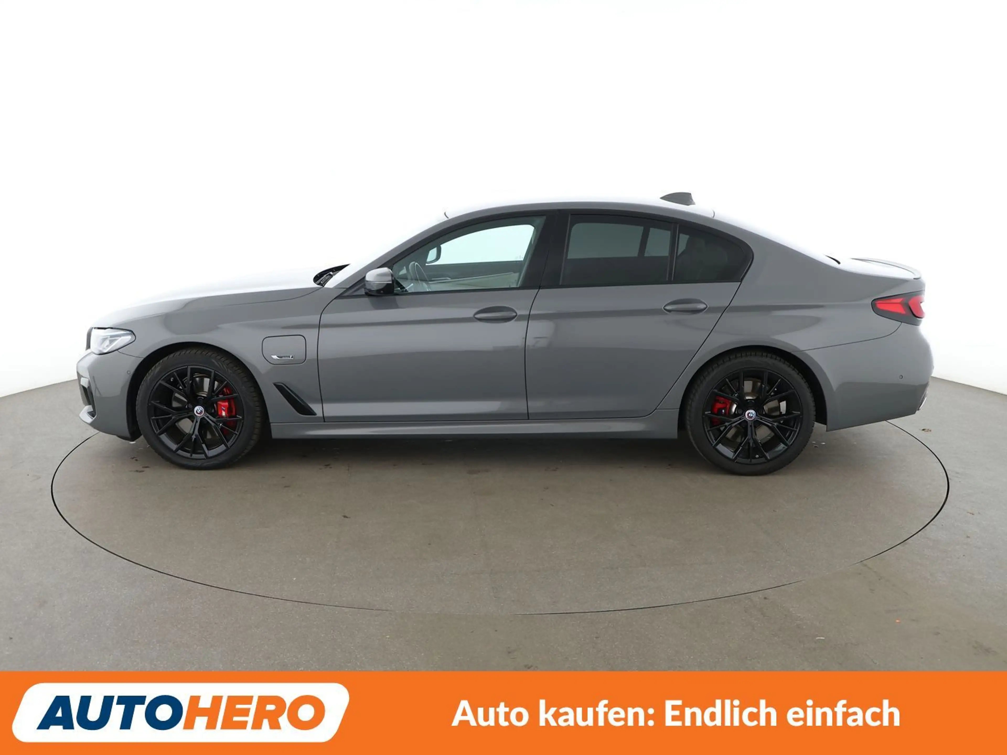 BMW 530 530e M Sport Aut*NAVI*LED*ACC*CAM*PDC*SHZ* — photo 3