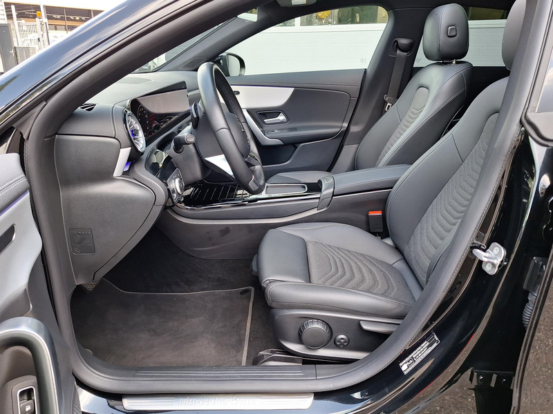 Mercedes-Benz CLA 250 Shooting Brake e Star Edition | Panoramadak | Nigh — photo 5
