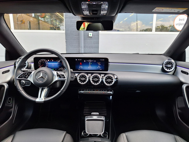 Mercedes-Benz CLA 250 Shooting Brake e Star Edition | Panoramadak | Nigh — photo 9
