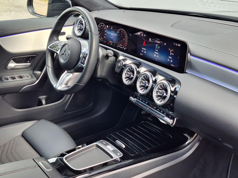 Mercedes-Benz CLA 250 Shooting Brake e Star Edition | Panoramadak | Nigh — photo 10