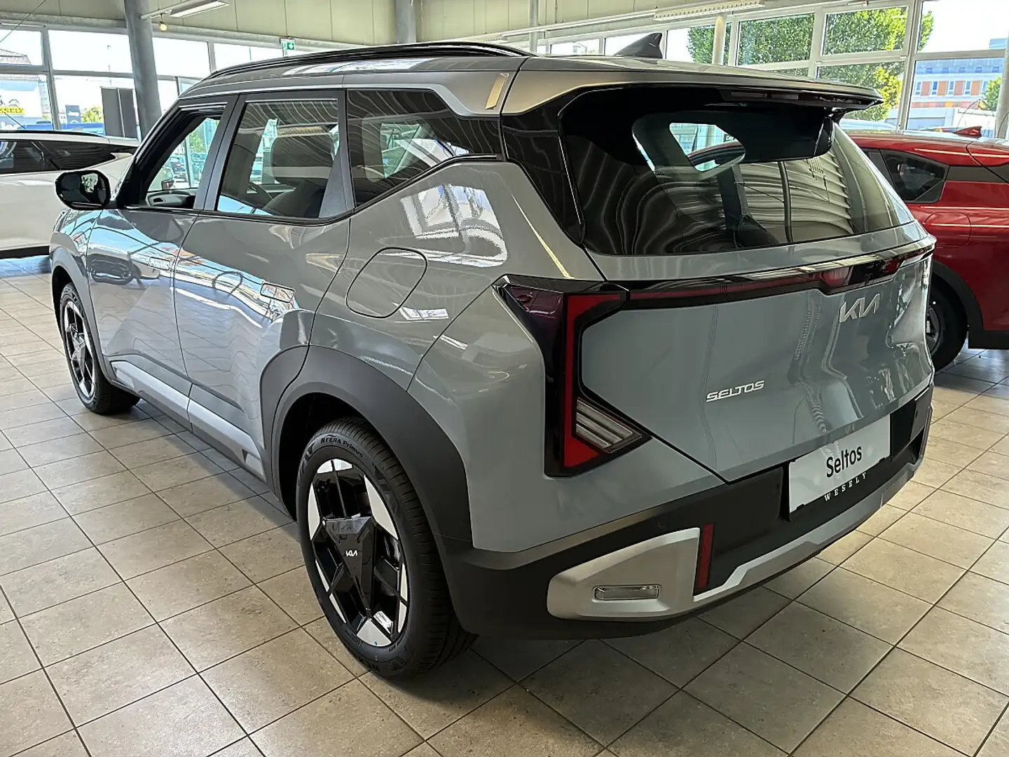 Kia Sonstige Sonstige SELTOS SILBER 1.6 TGDI Grau - 2