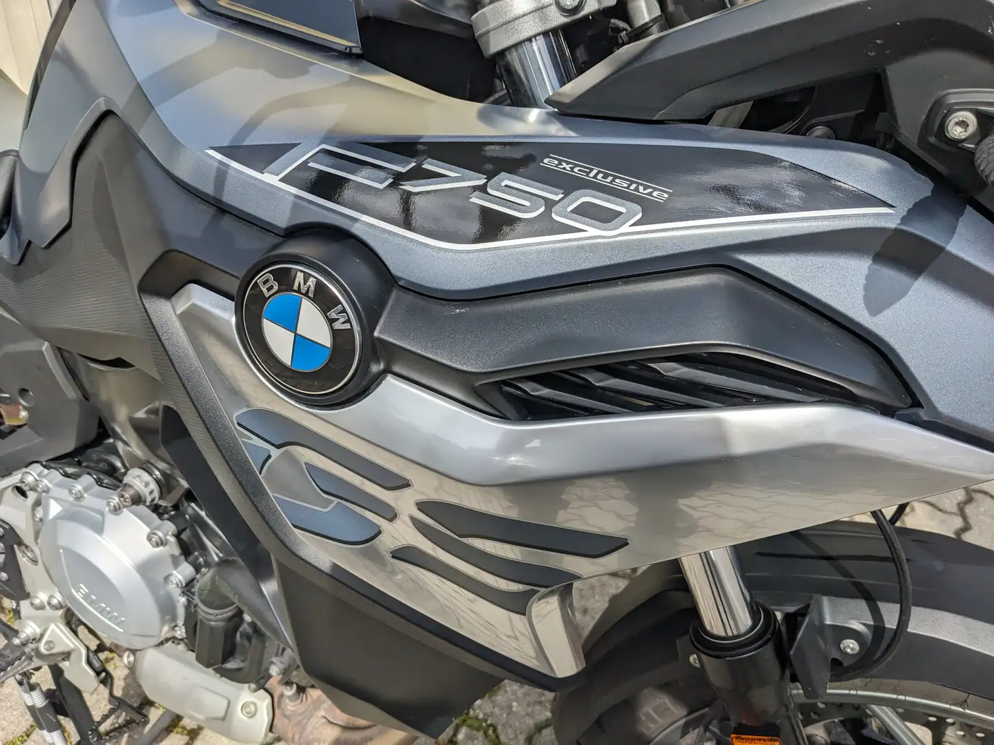 BMW F 750 GS Exclusive, Top Zustand, Tourenwindschild Argintiu - 2