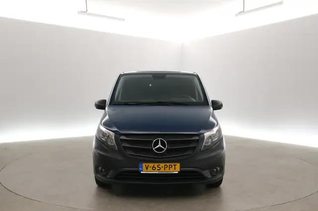 Mercedes-Benz Vito view 7