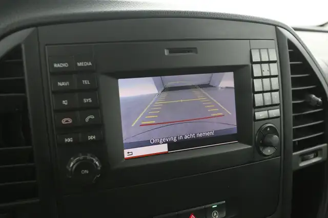 Mercedes-Benz Vito view 12