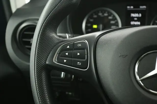 Mercedes-Benz Vito view 15