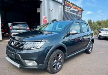 0.9 TCe Stepway Celebration