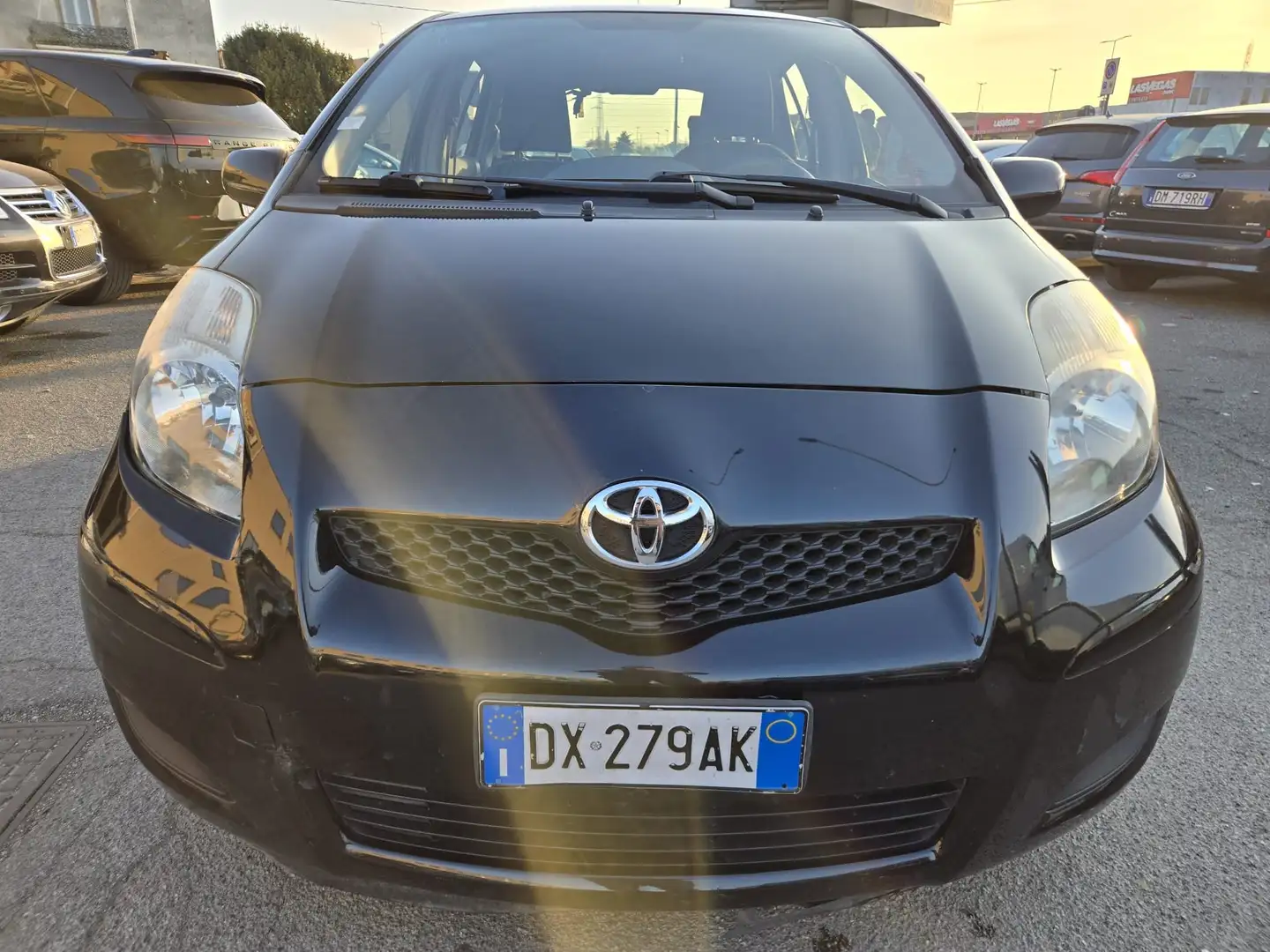 Toyota Yaris Yaris 5p 1.0 Schwarz - 2