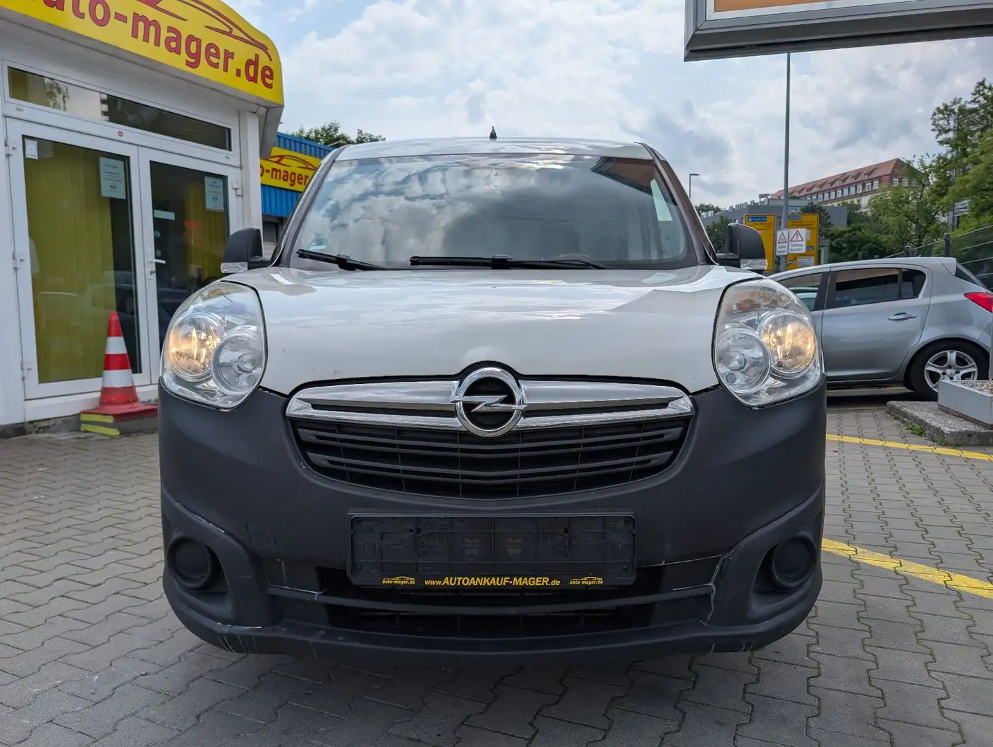 Opel Combo D L1H1 2,2t Kühlkastewagen*Apotheke* Білий - 2