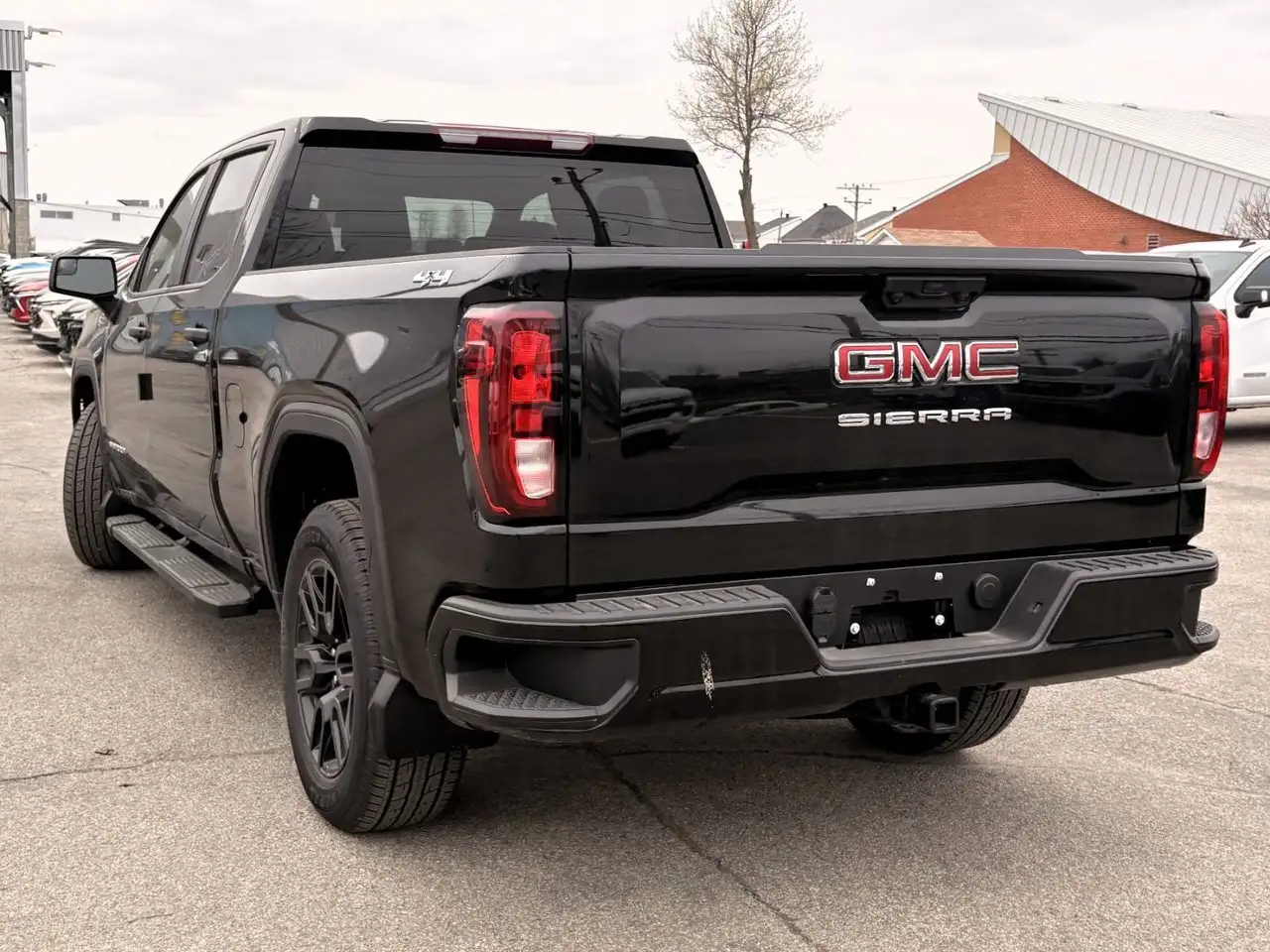 GMC Sierra 1500 снимка GMC Sierra 1500