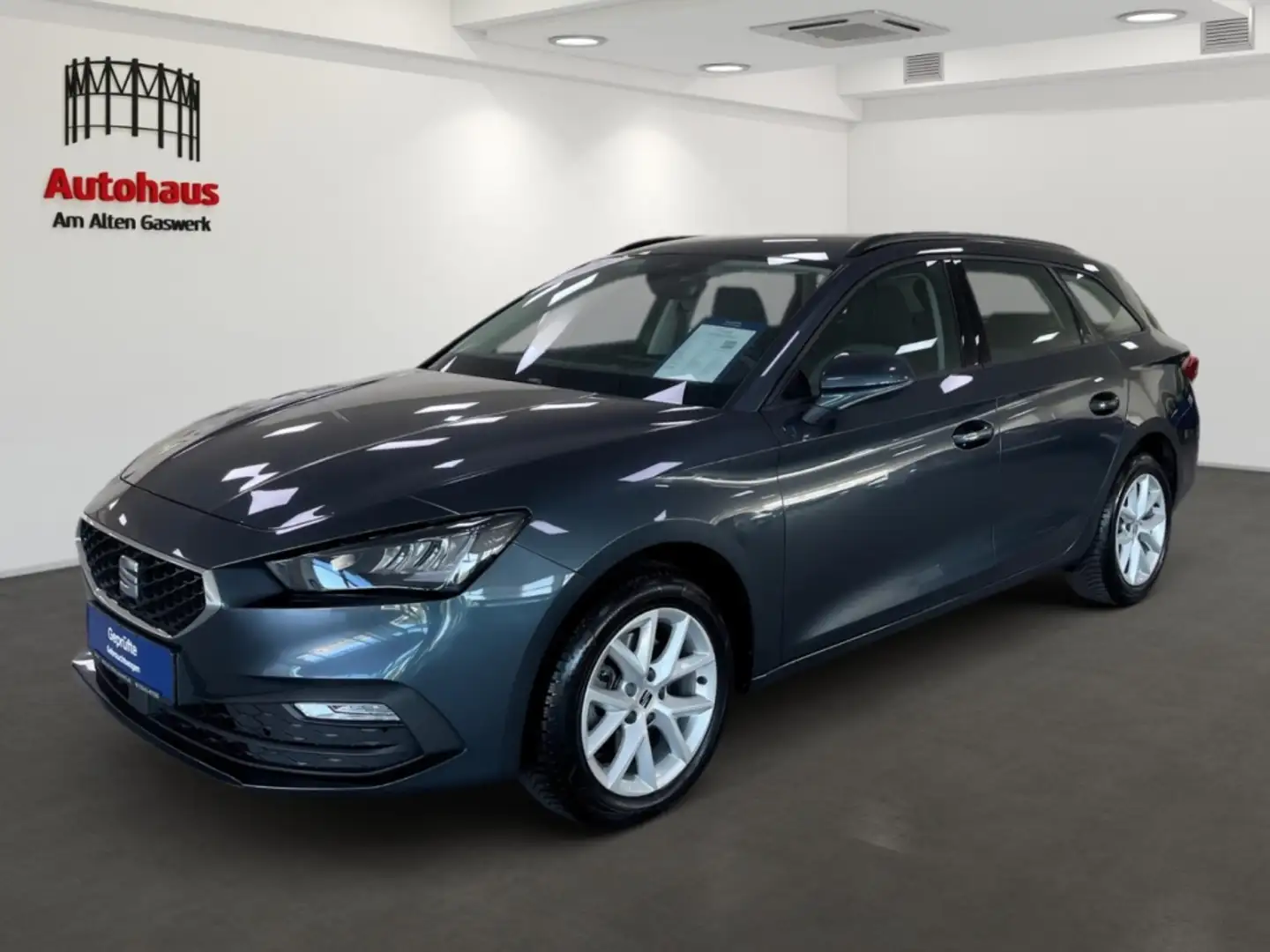SEAT Leon SPORTSTOURER STYLE 1.5 TSI AHZV+GANZJAHRESREIFEN Grau - 1