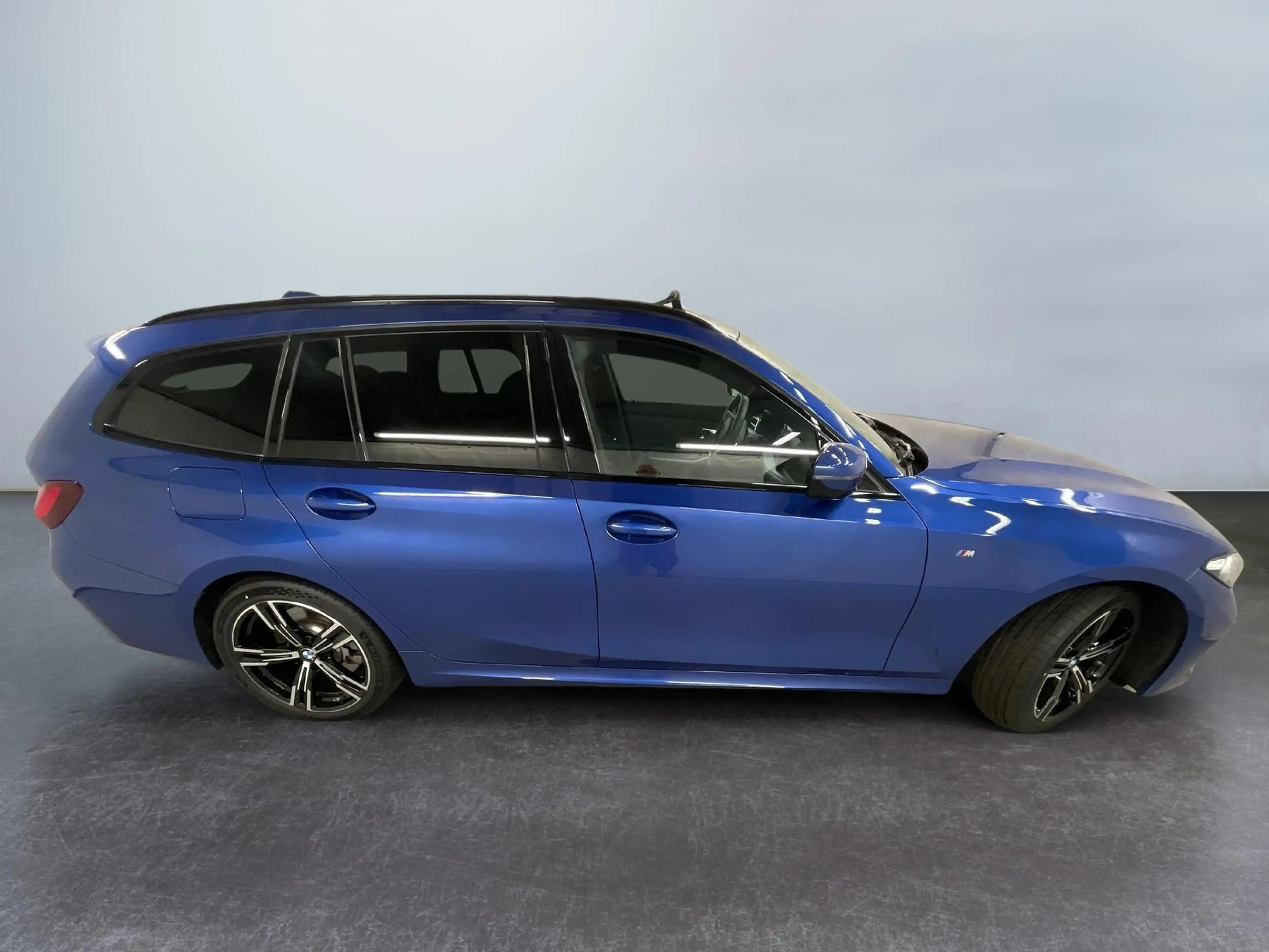 BMW 330 Touring 330i xDrive M Sport 245PS/180kW Steptro... — photo 8