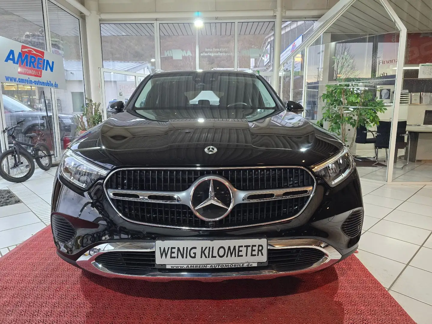 Mercedes-Benz GLC 200 Avantgarde FACELIFT+KAMERA+ACC+AHK+ Černá - 2