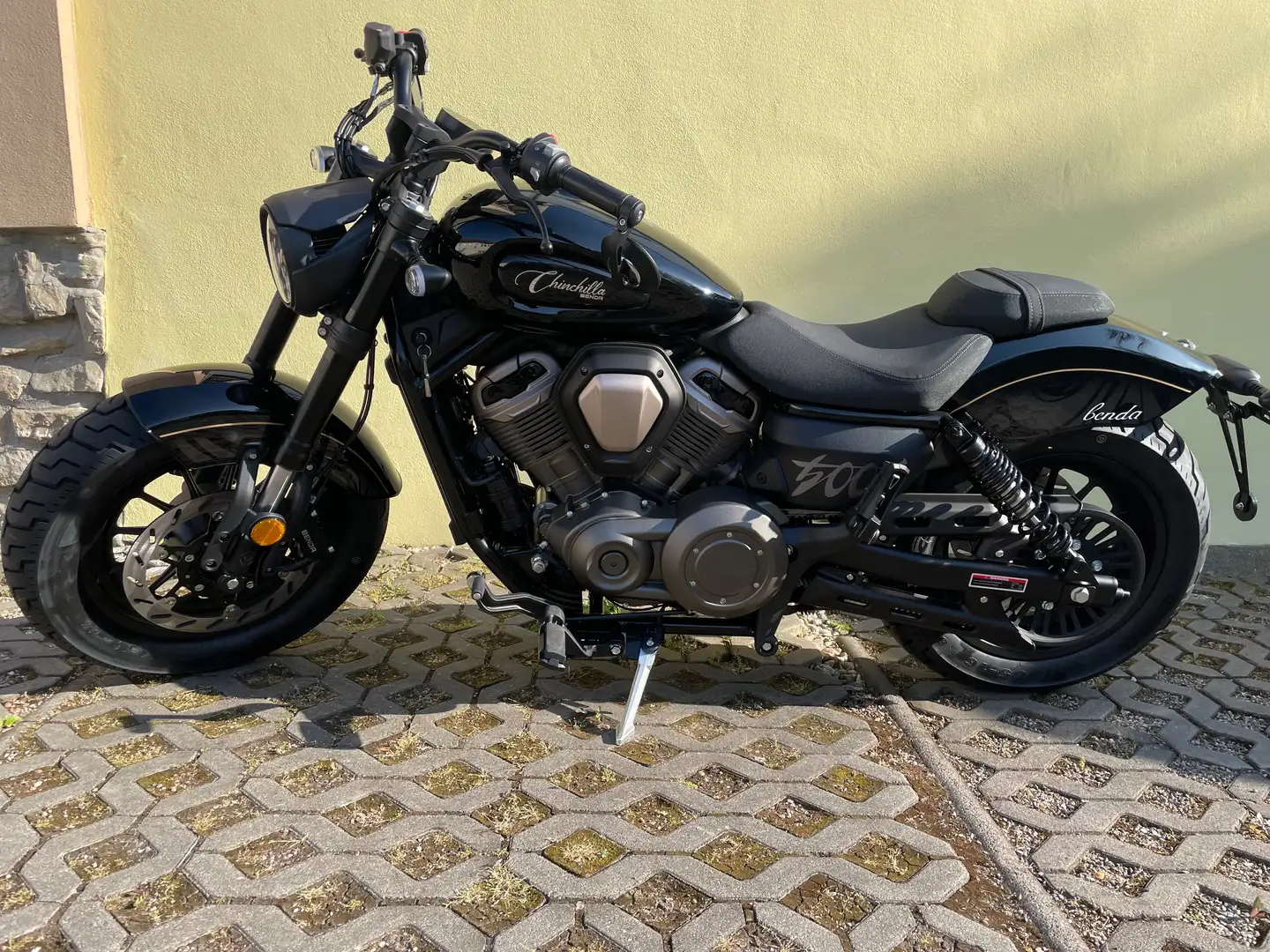 Benda Chinchilla 500 ABS Zwart - 2